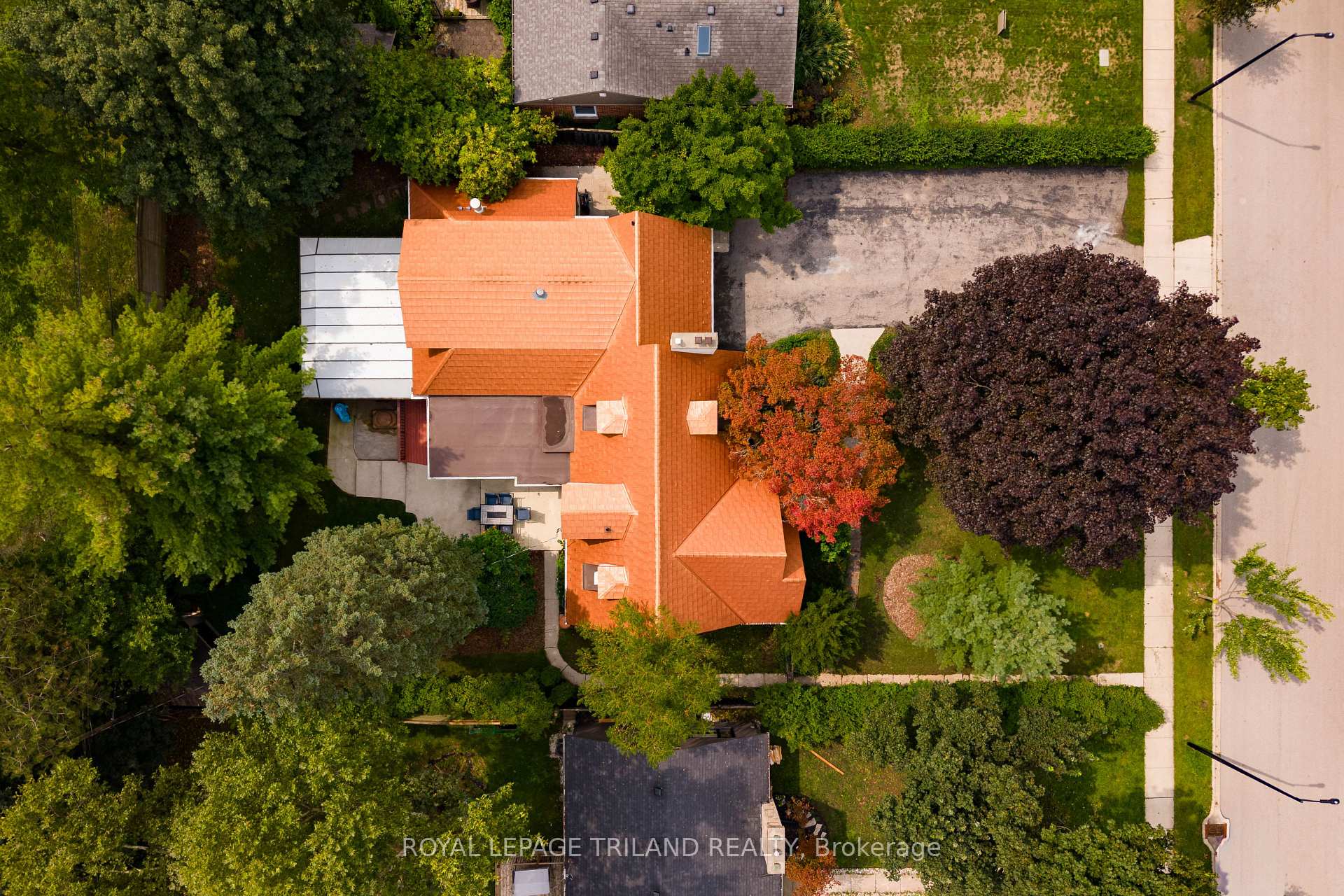 Photo 44 of 57 Westchester Drive, London, North A — HOMEH