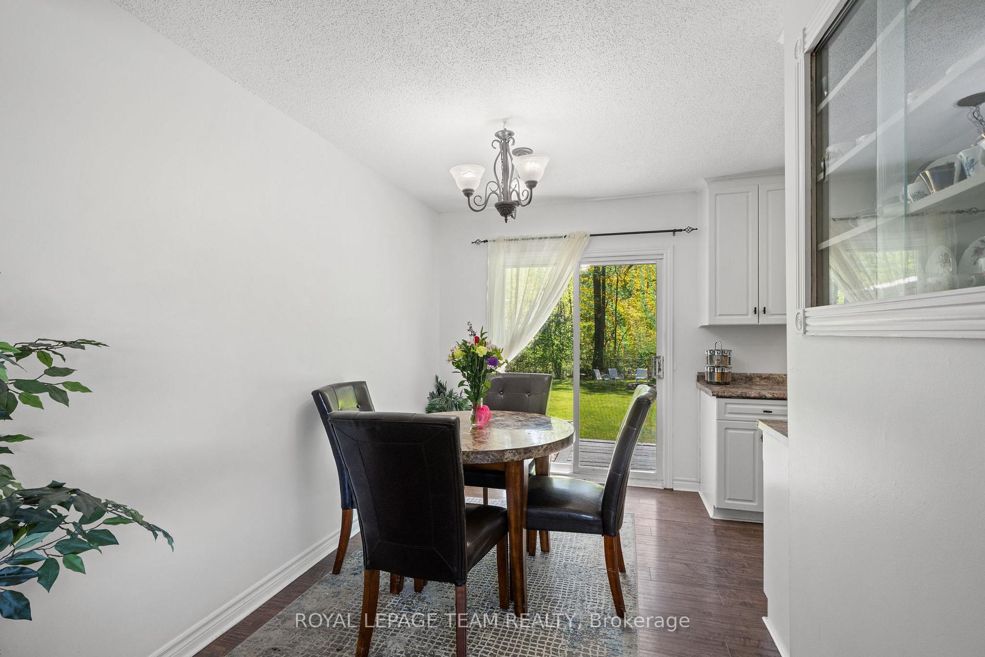 Photo 7 of 5643 Ficko Crescent, Ottawa, Riverside South — HOMEH