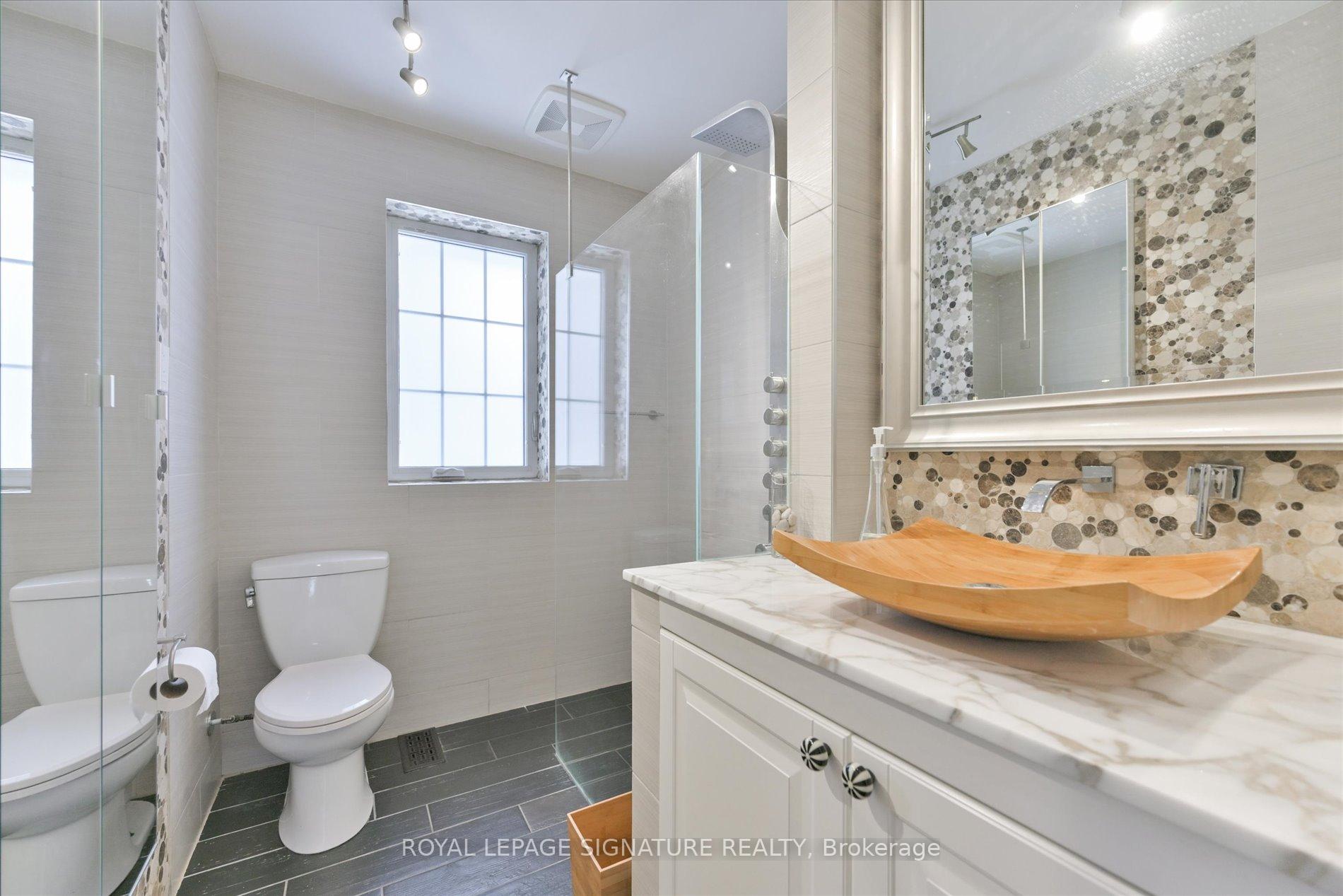 Photo 15 of 362 Silverthorn Avenue, Toronto, Keelesdale-Eglinton West — HOMEH