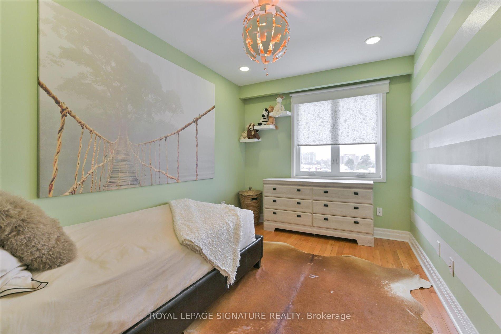 Photo 20 of 362 Silverthorn Avenue, Toronto, Keelesdale-Eglinton West — HOMEH