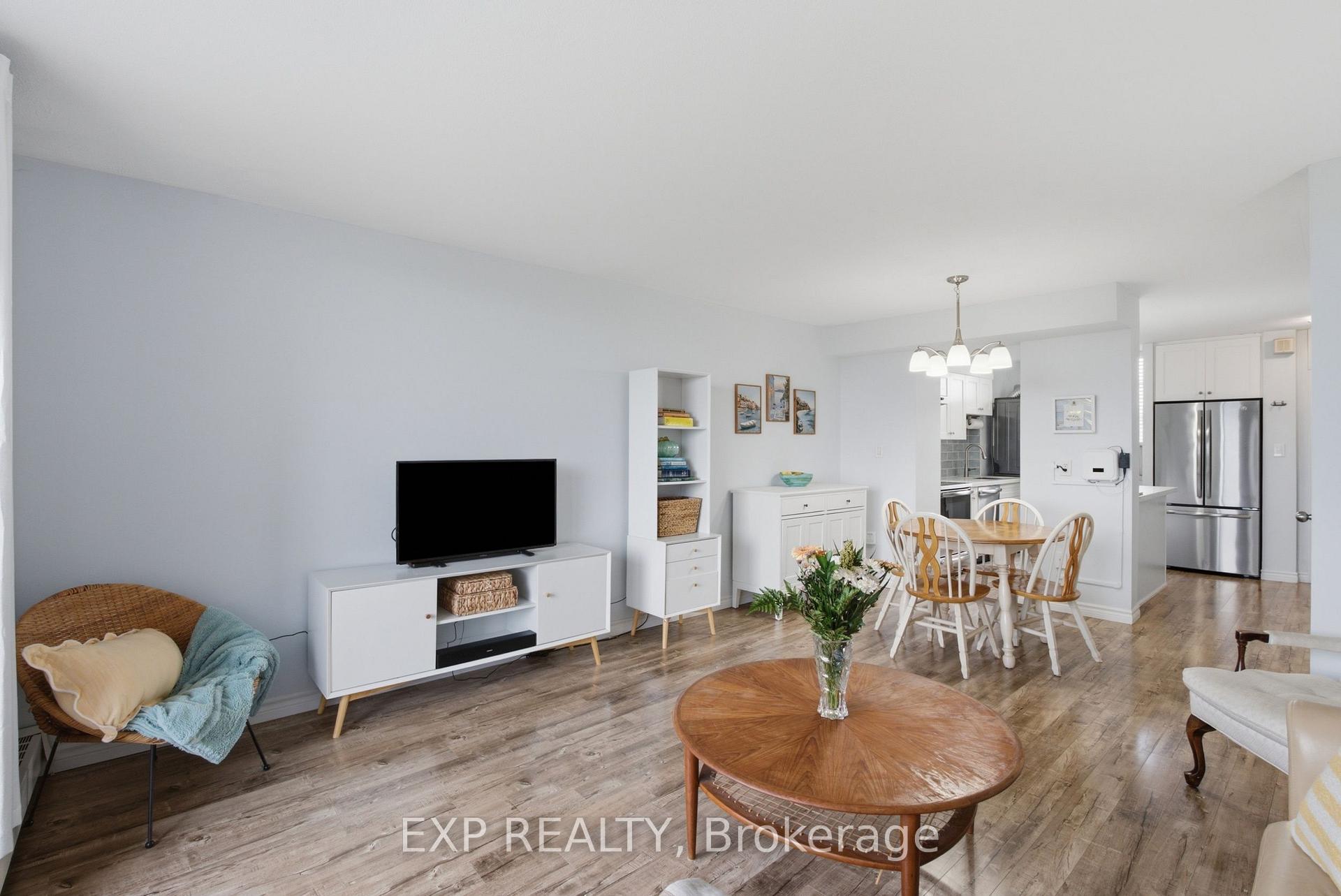 Photo 12 of Unit 644, 350 Quigley Road, Hamilton, Vincent — HOMEH