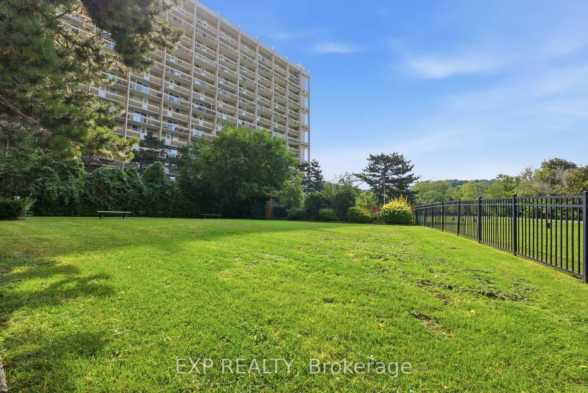 Photo 24 of Unit 644, 350 Quigley Road, Hamilton, Vincent — HOMEH