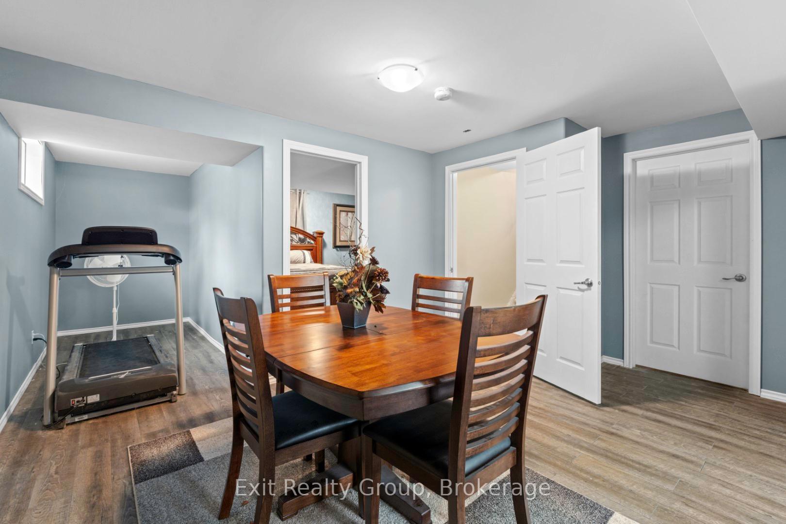 Photo 17 of 48 Cavendish Drive, Belleville, Thurlow Ward — HOMEH