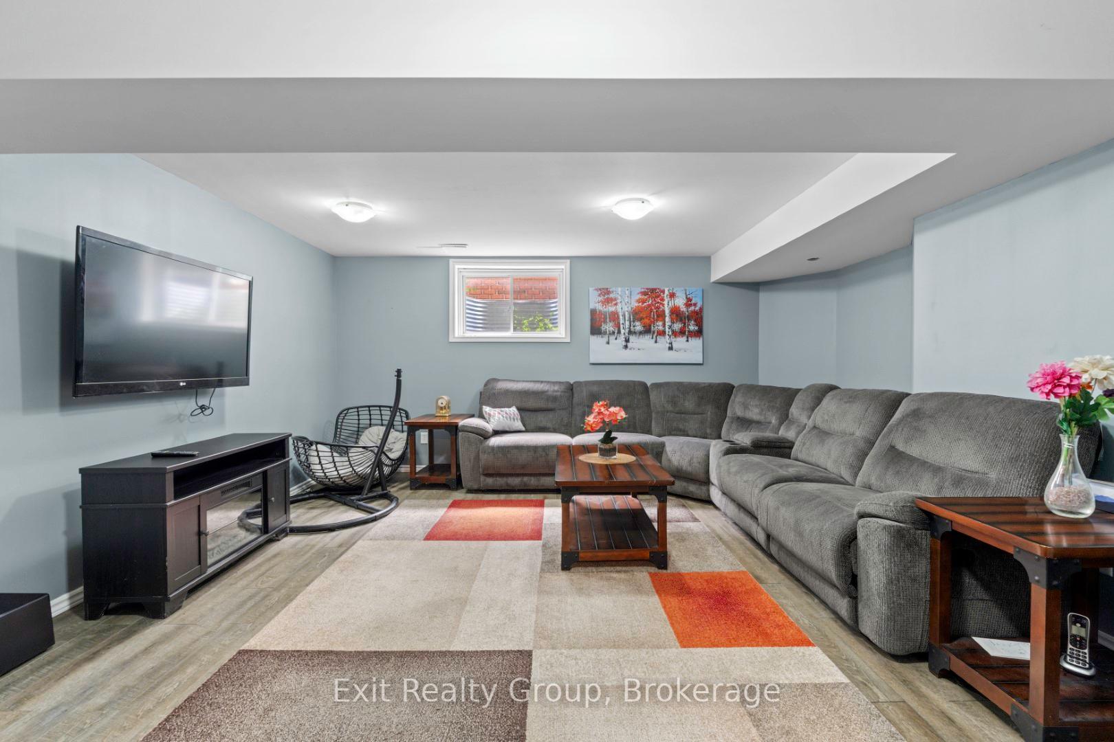 Photo 18 of 48 Cavendish Drive, Belleville, Thurlow Ward — HOMEH