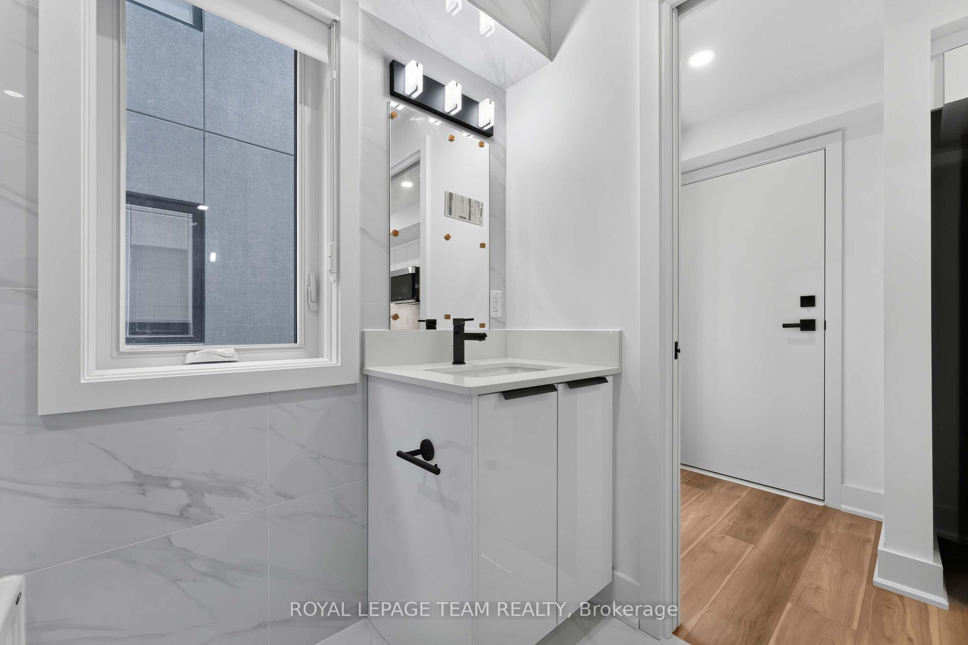 Photo 17 of Unit 8, 547 Melbourne Avenue, Ottawa, McKellar/Highland — HOMEH