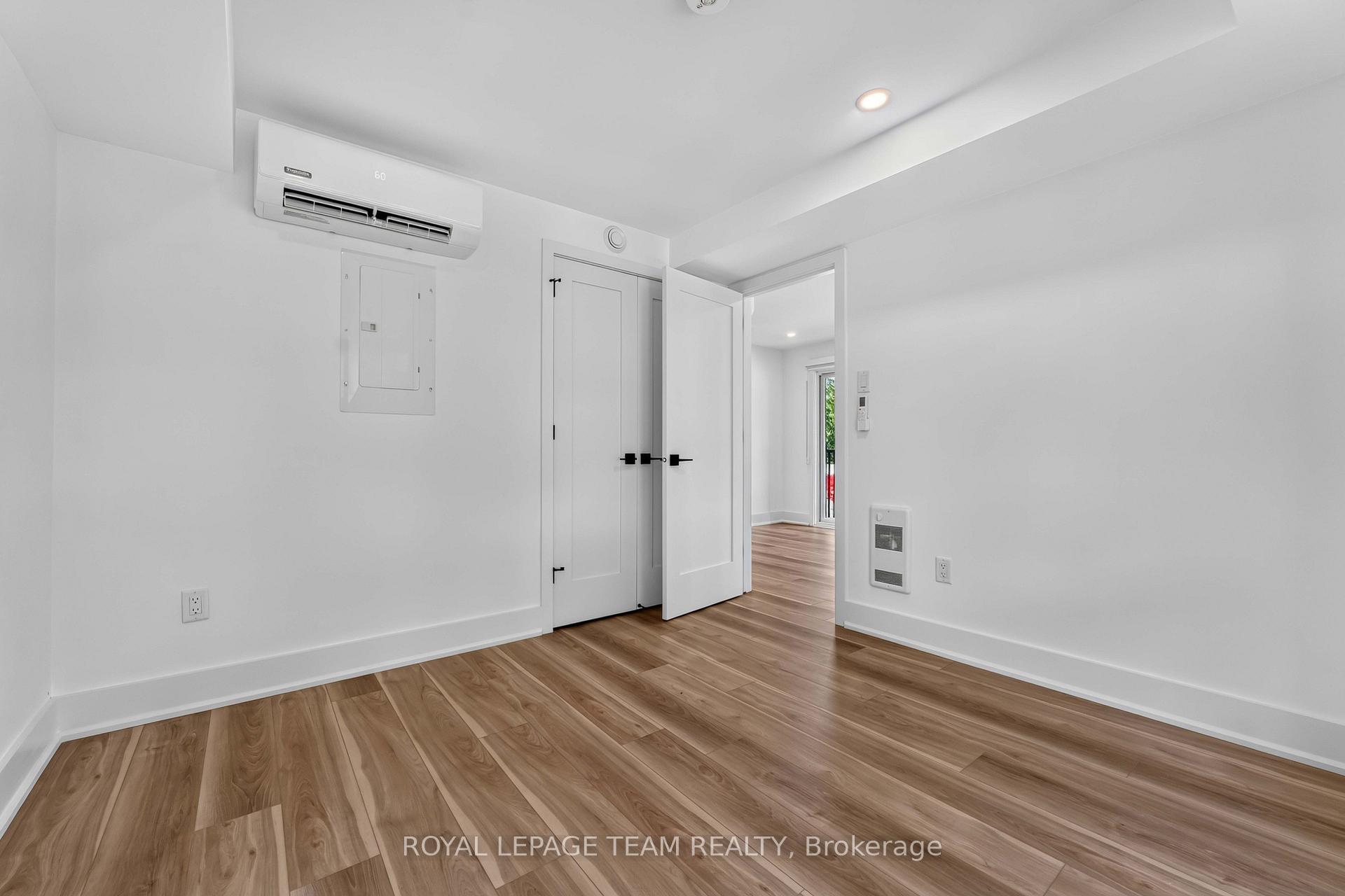 Photo 21 of Unit 8, 547 Melbourne Avenue, Ottawa, McKellar/Highland — HOMEH