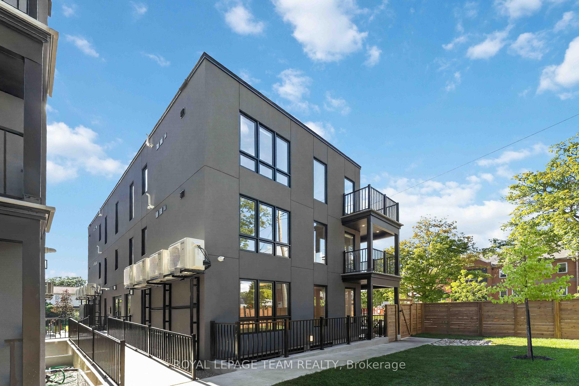 Photo 29 of Unit 8, 547 Melbourne Avenue, Ottawa, McKellar/Highland — HOMEH