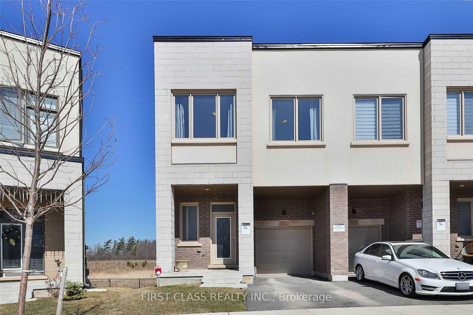 Photo 2 of 3211 Mintwood Circle, Oakville, Glenorchy — HOMEH