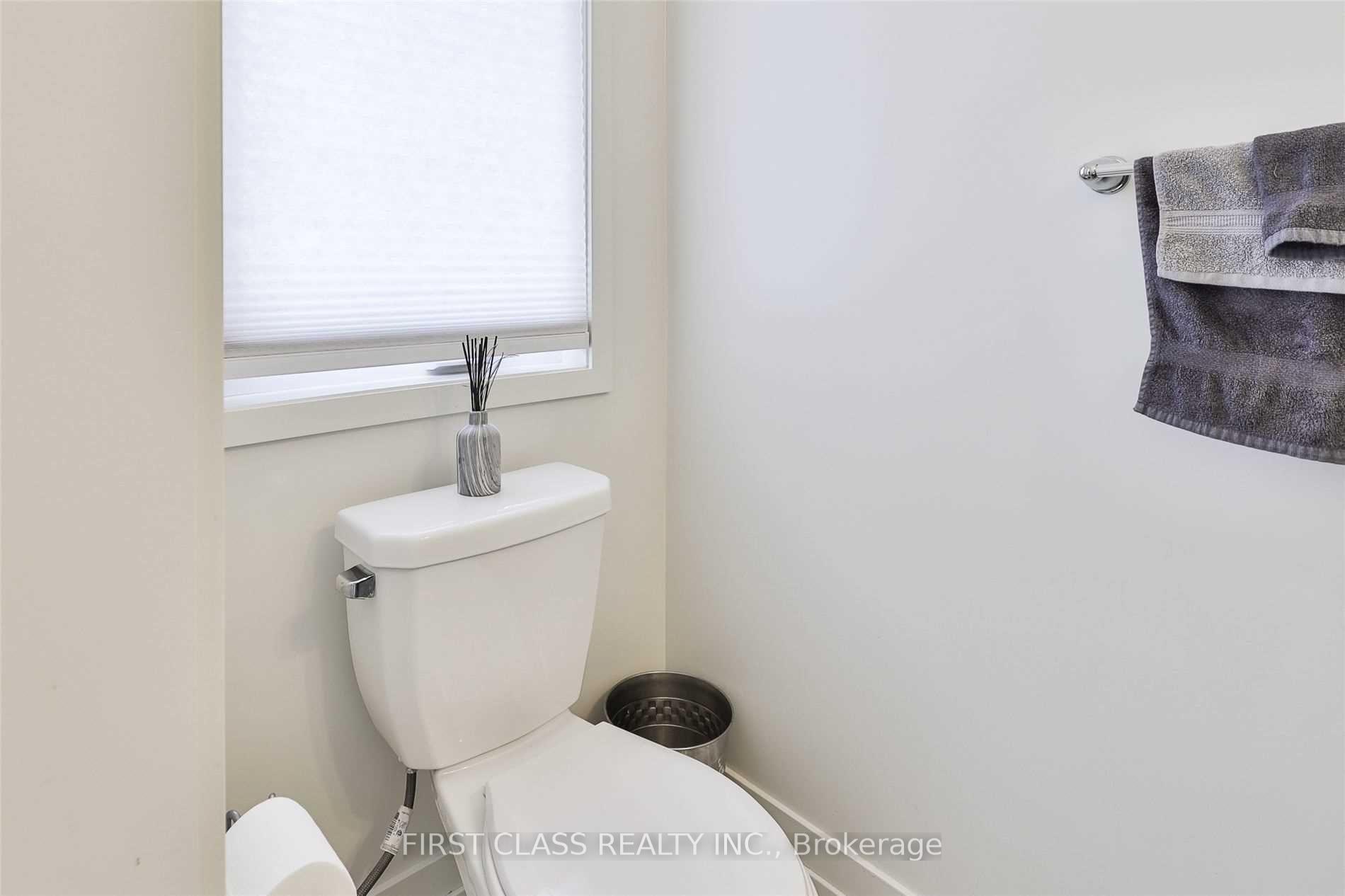 Photo 6 of 3211 Mintwood Circle, Oakville, Glenorchy — HOMEH