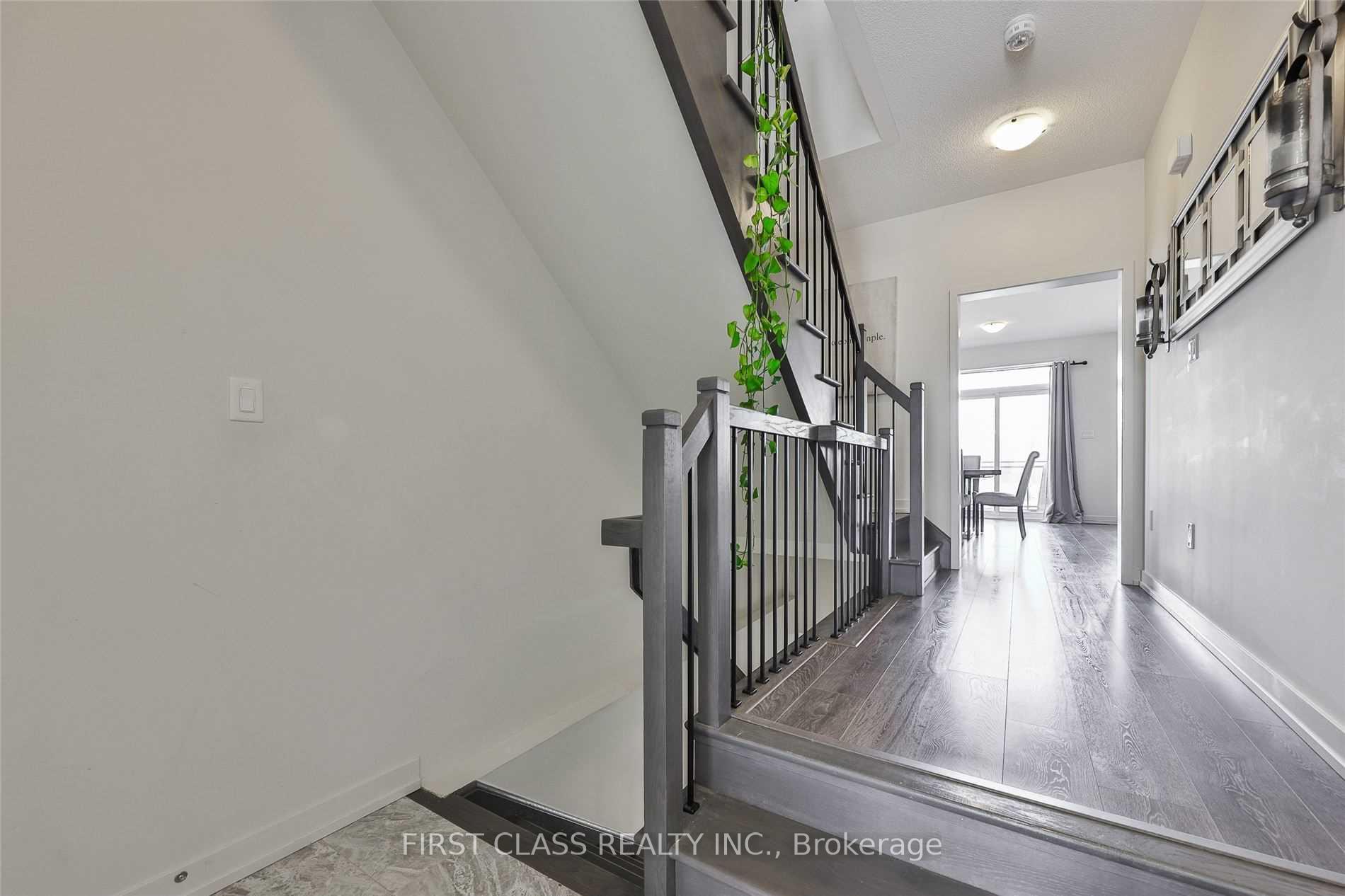 Photo 7 of 3211 Mintwood Circle, Oakville, Glenorchy — HOMEH