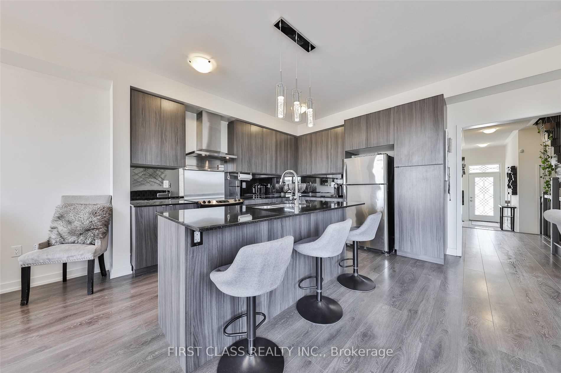 Photo 8 of 3211 Mintwood Circle, Oakville, Glenorchy — HOMEH