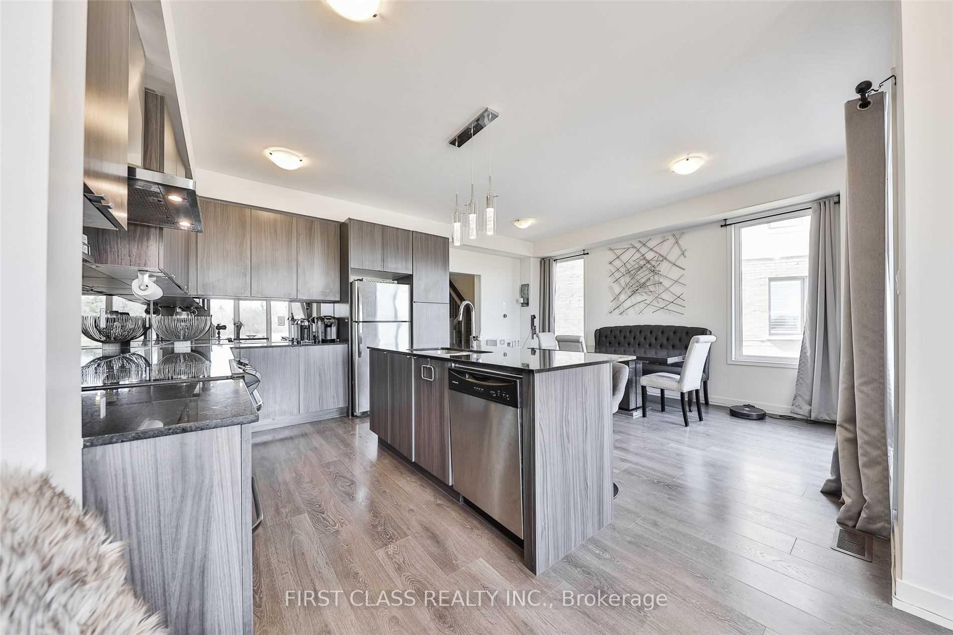 Photo 9 of 3211 Mintwood Circle, Oakville, Glenorchy — HOMEH