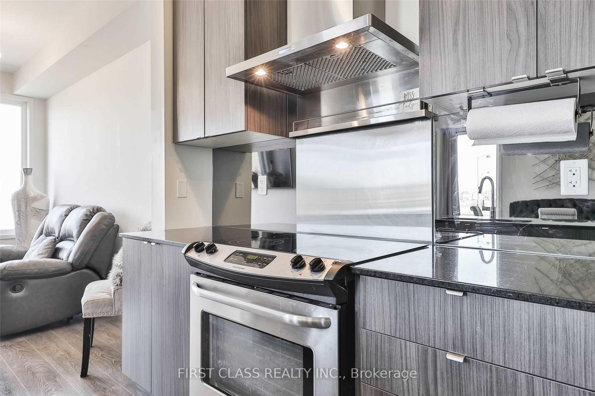 Photo 12 of 3211 Mintwood Circle, Oakville, Glenorchy — HOMEH