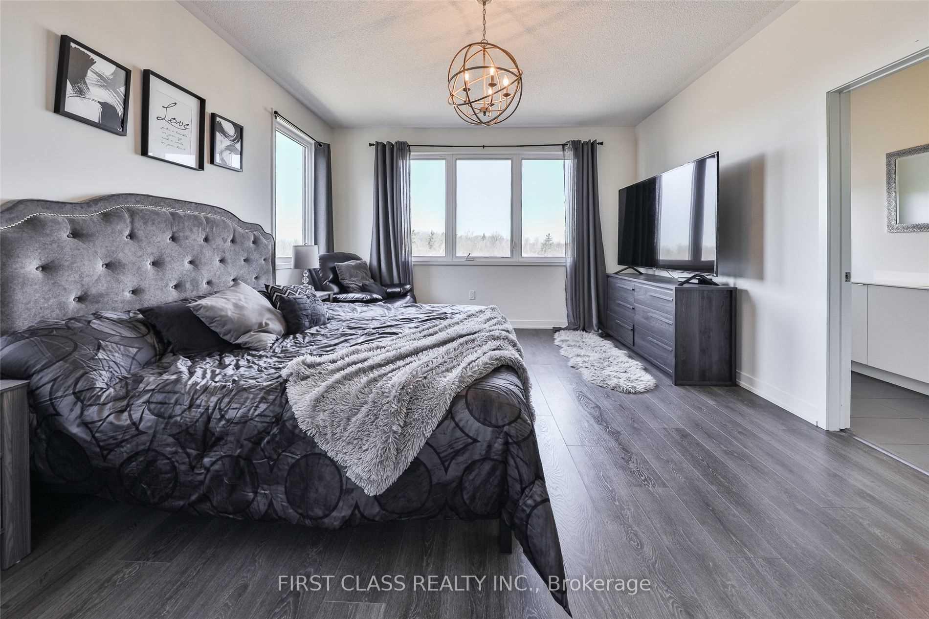 Photo 19 of 3211 Mintwood Circle, Oakville, Glenorchy — HOMEH