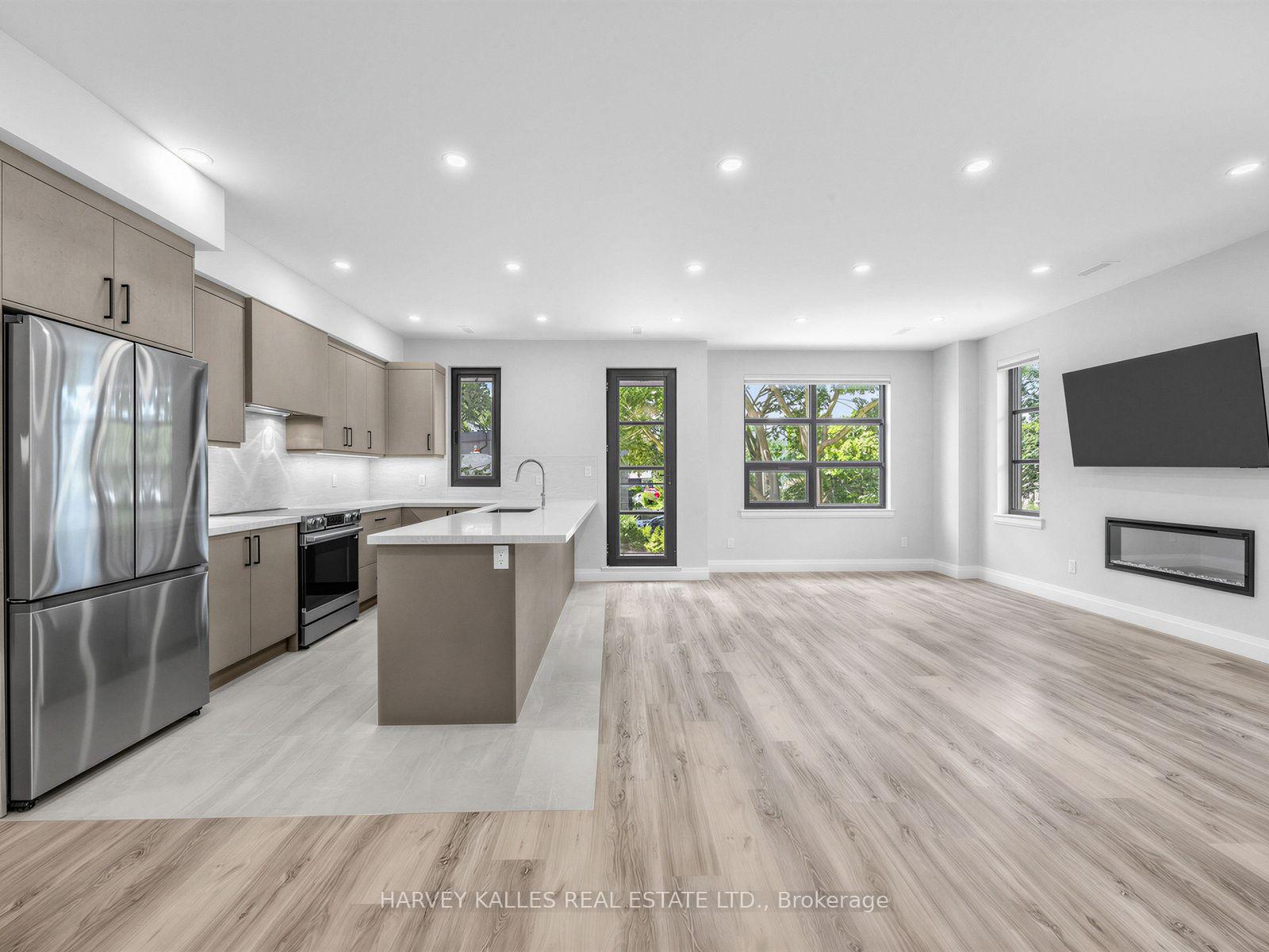 Photo 2 of Unit 2, 102 Shaver Avenue N, Etobicoke, Islington-City Centre West — HOMEH
