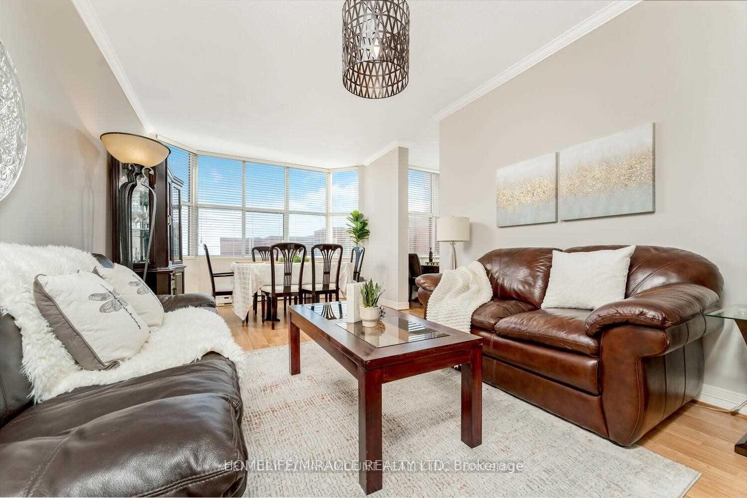 Photo 7 of Unit 418, 2199 Sixth Line, Oakville, River Oaks — HOMEH