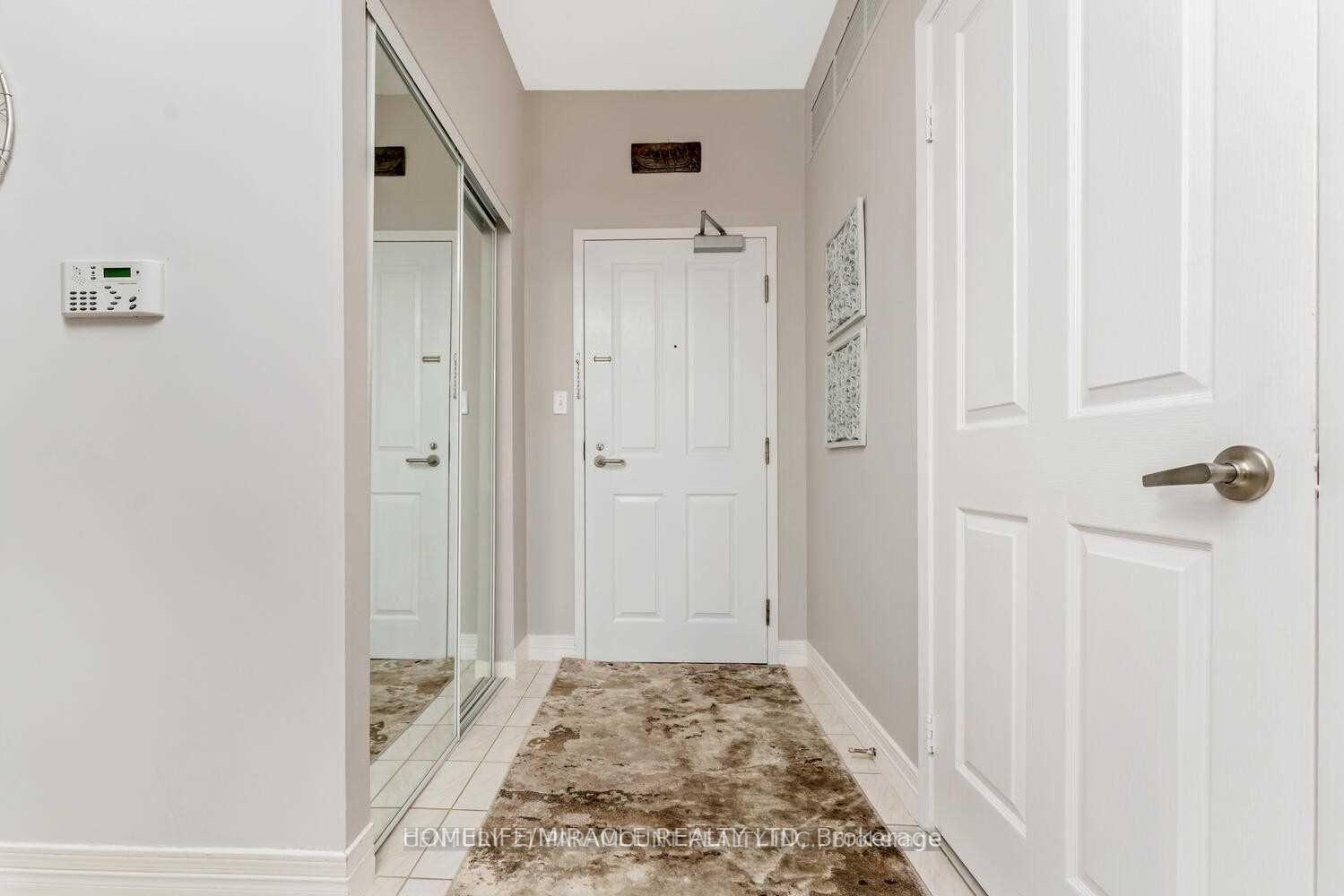 Photo 13 of Unit 418, 2199 Sixth Line, Oakville, River Oaks — HOMEH