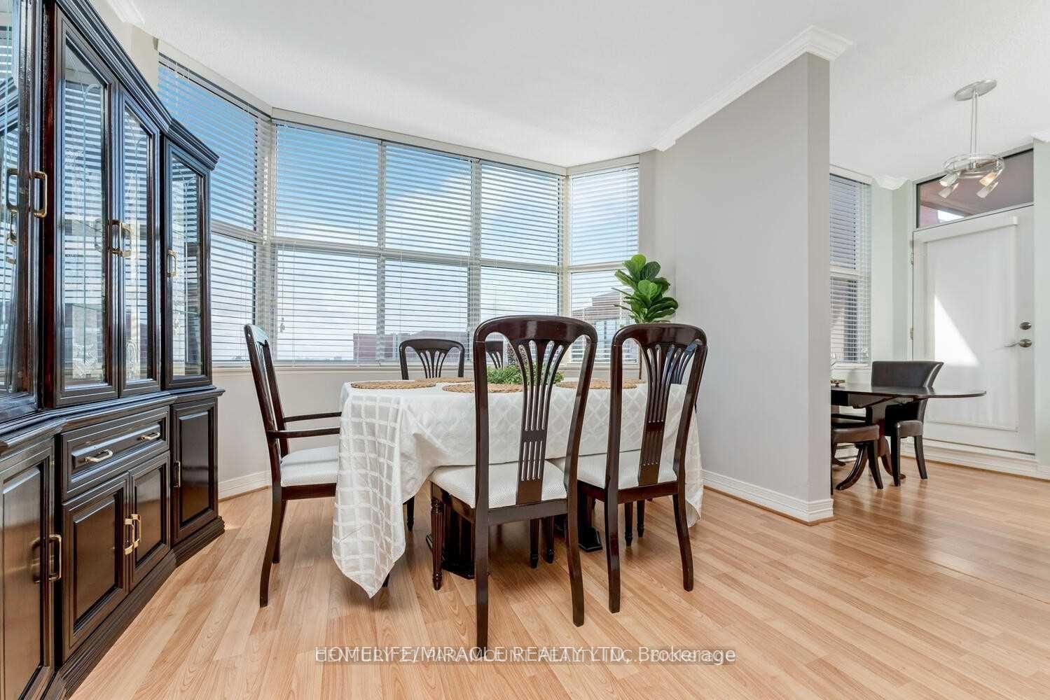 Photo 16 of Unit 418, 2199 Sixth Line, Oakville, River Oaks — HOMEH