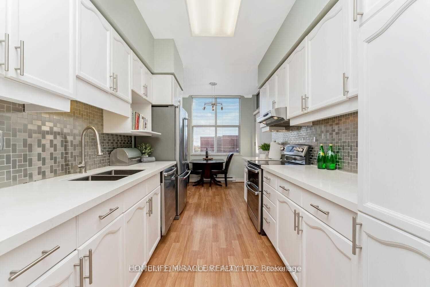 Photo 18 of Unit 418, 2199 Sixth Line, Oakville, River Oaks — HOMEH