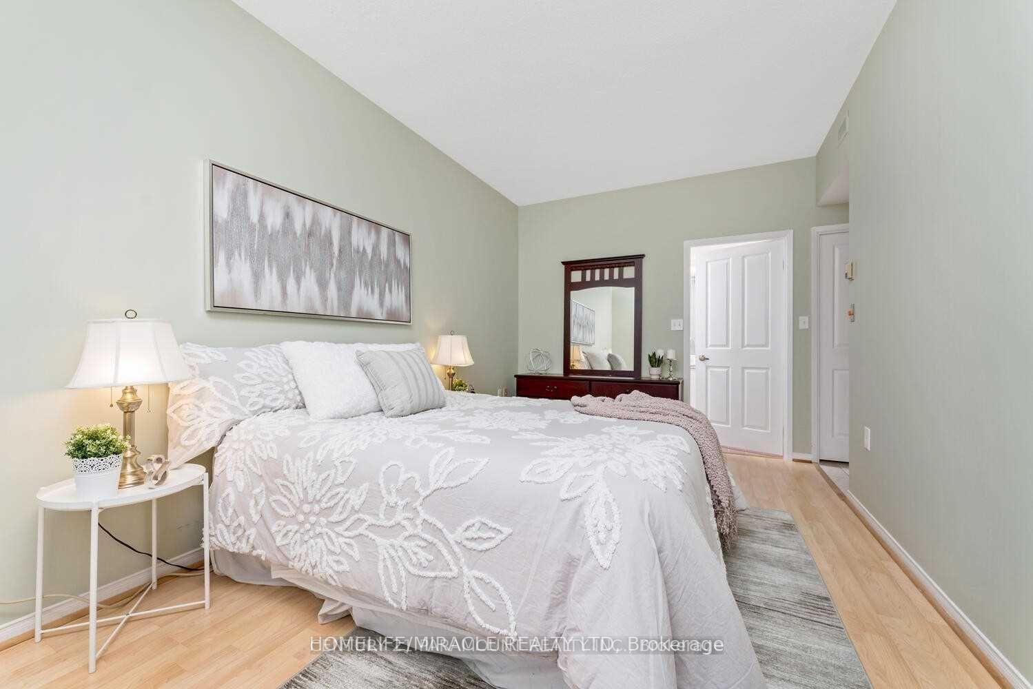 Photo 21 of Unit 418, 2199 Sixth Line, Oakville, River Oaks — HOMEH