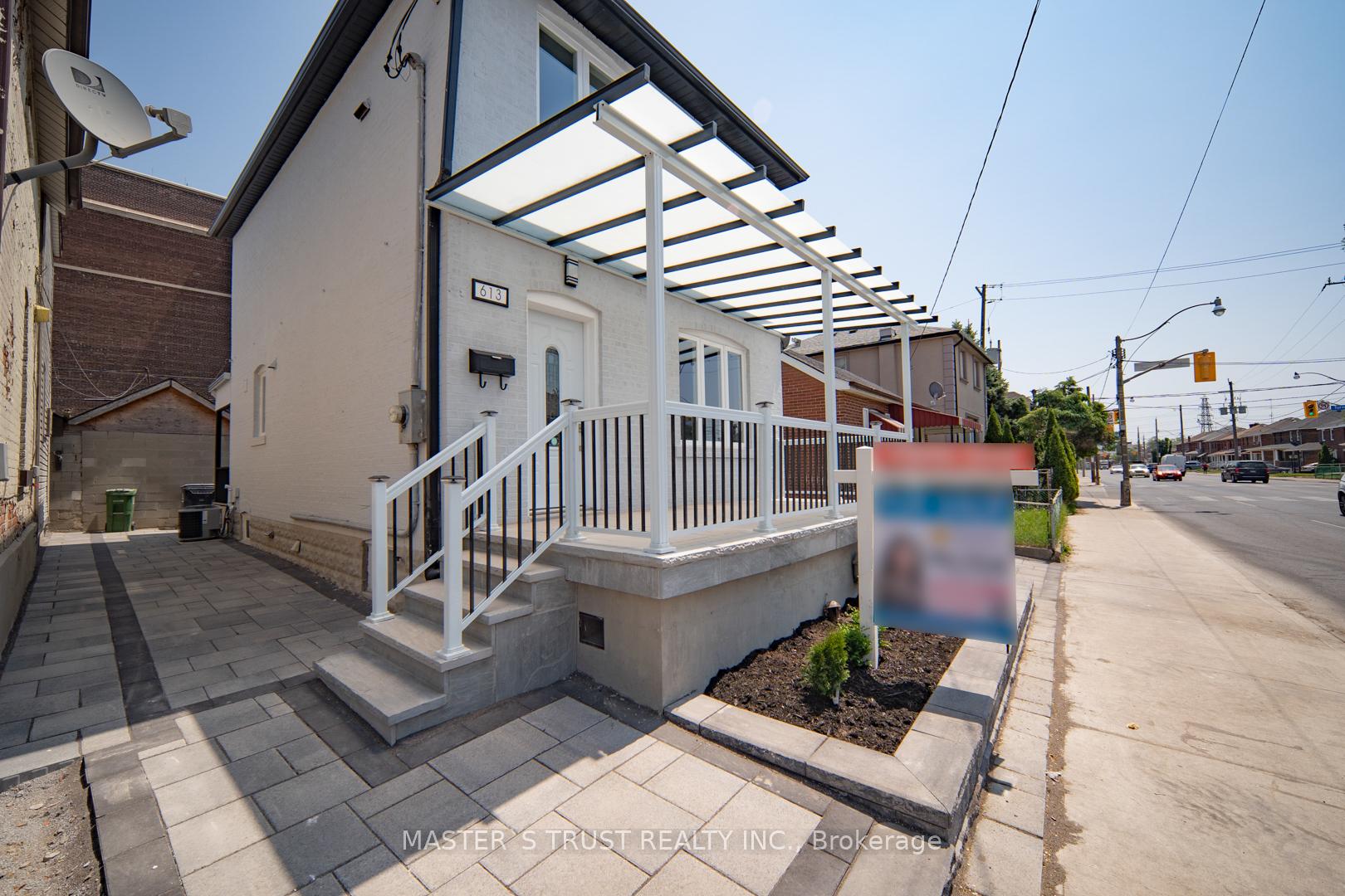 Photo 9 of 613 Old Weston Road, Toronto, Weston-Pellam Park — HOMEH