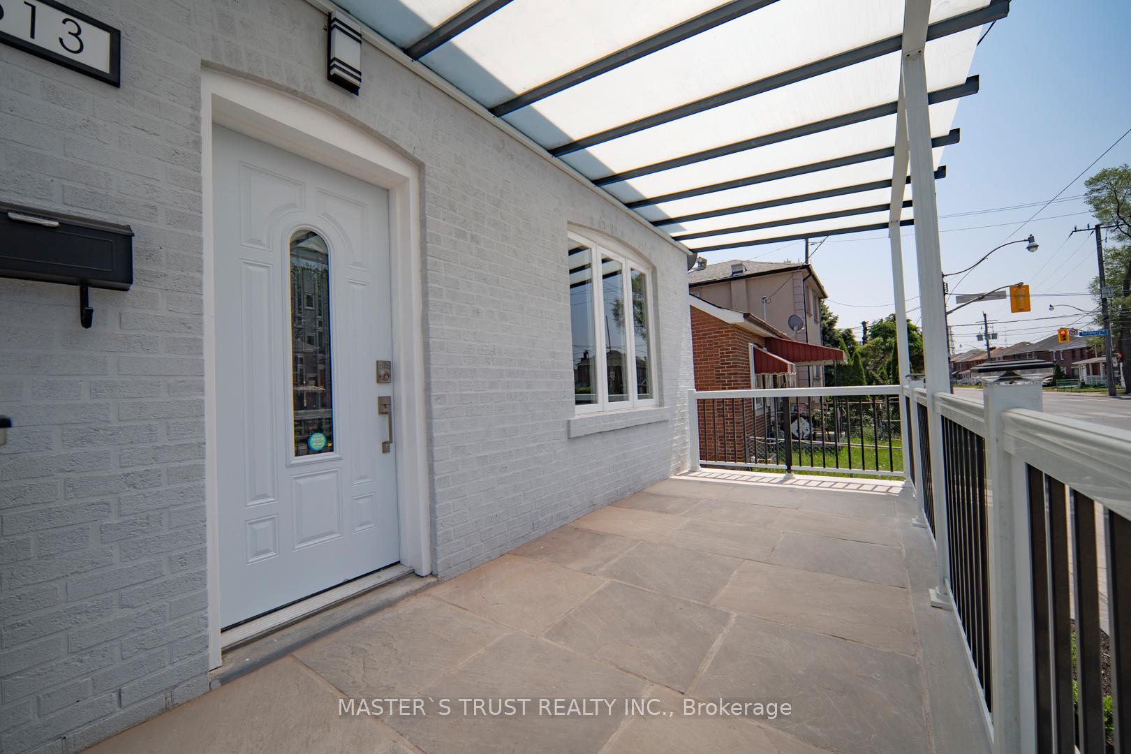Photo 10 of 613 Old Weston Road, Toronto, Weston-Pellam Park — HOMEH