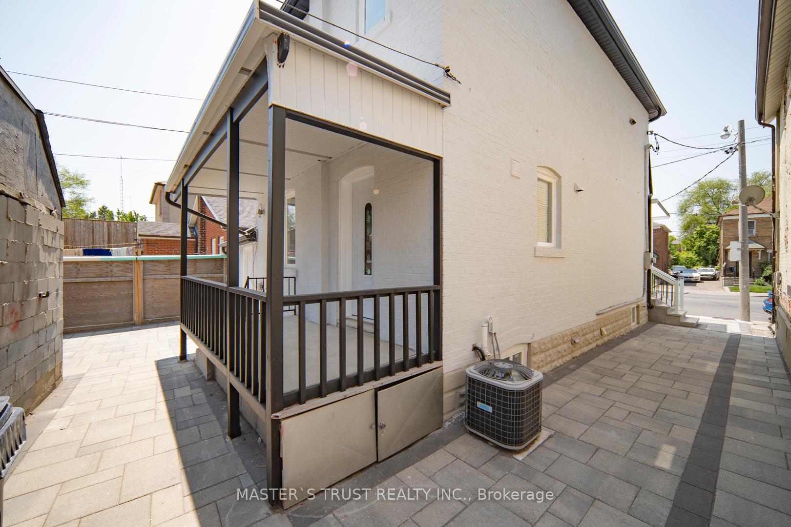 Photo 11 of 613 Old Weston Road, Toronto, Weston-Pellam Park — HOMEH