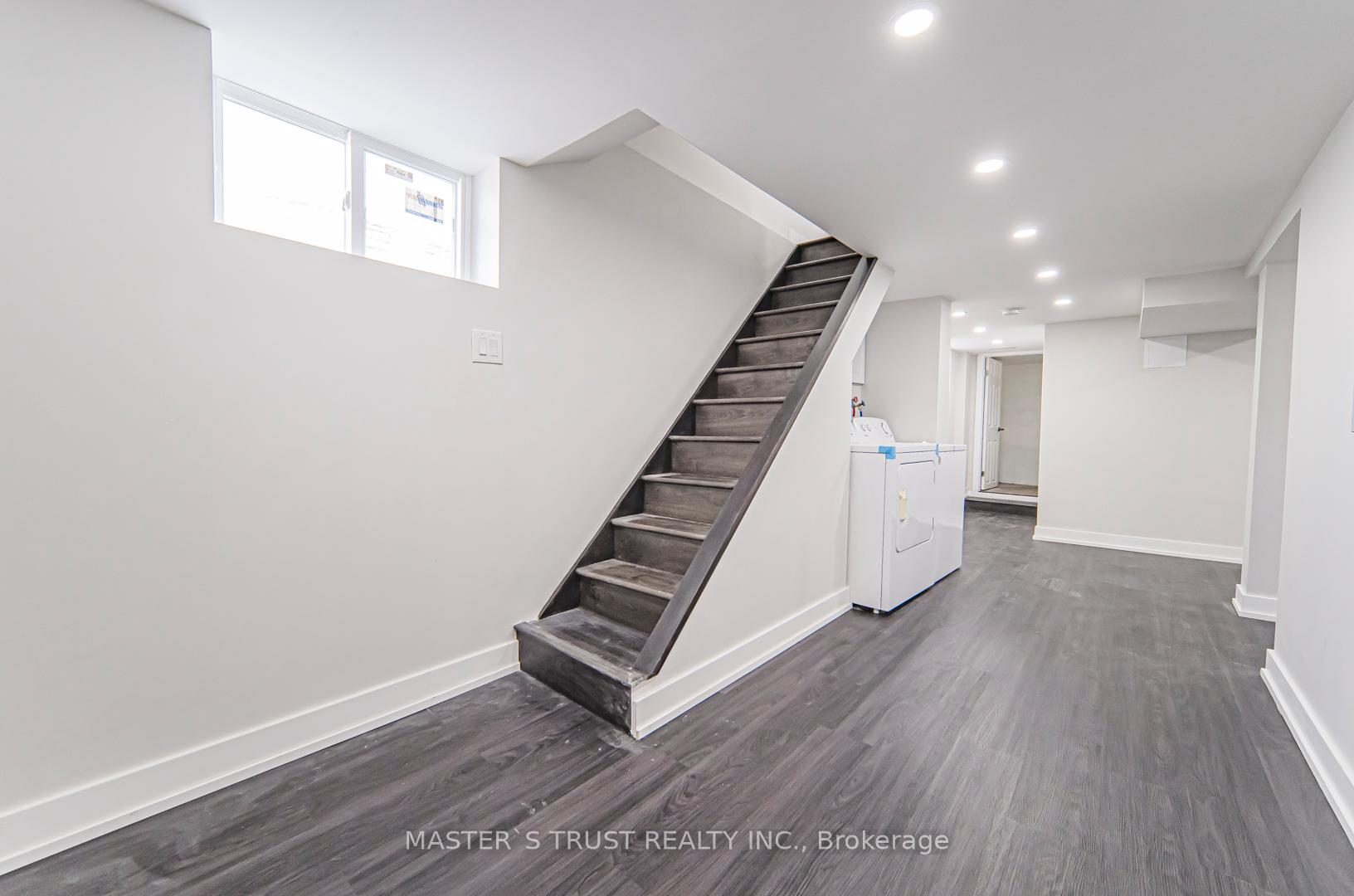 Photo 40 of 613 Old Weston Road, Toronto, Weston-Pellam Park — HOMEH