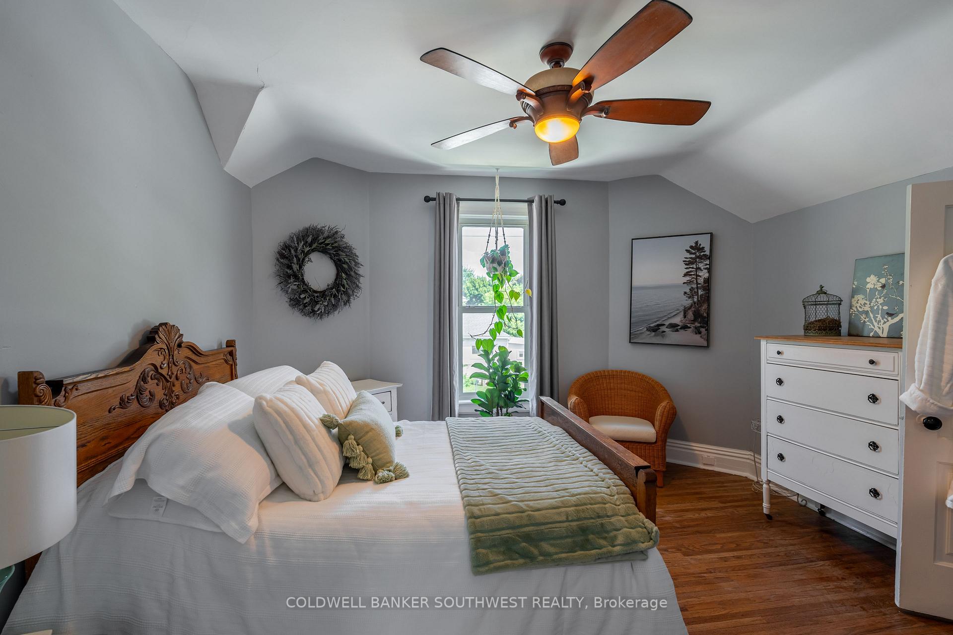Photo 8 of 224 Vidal Street S, Sarnia — HOMEH
