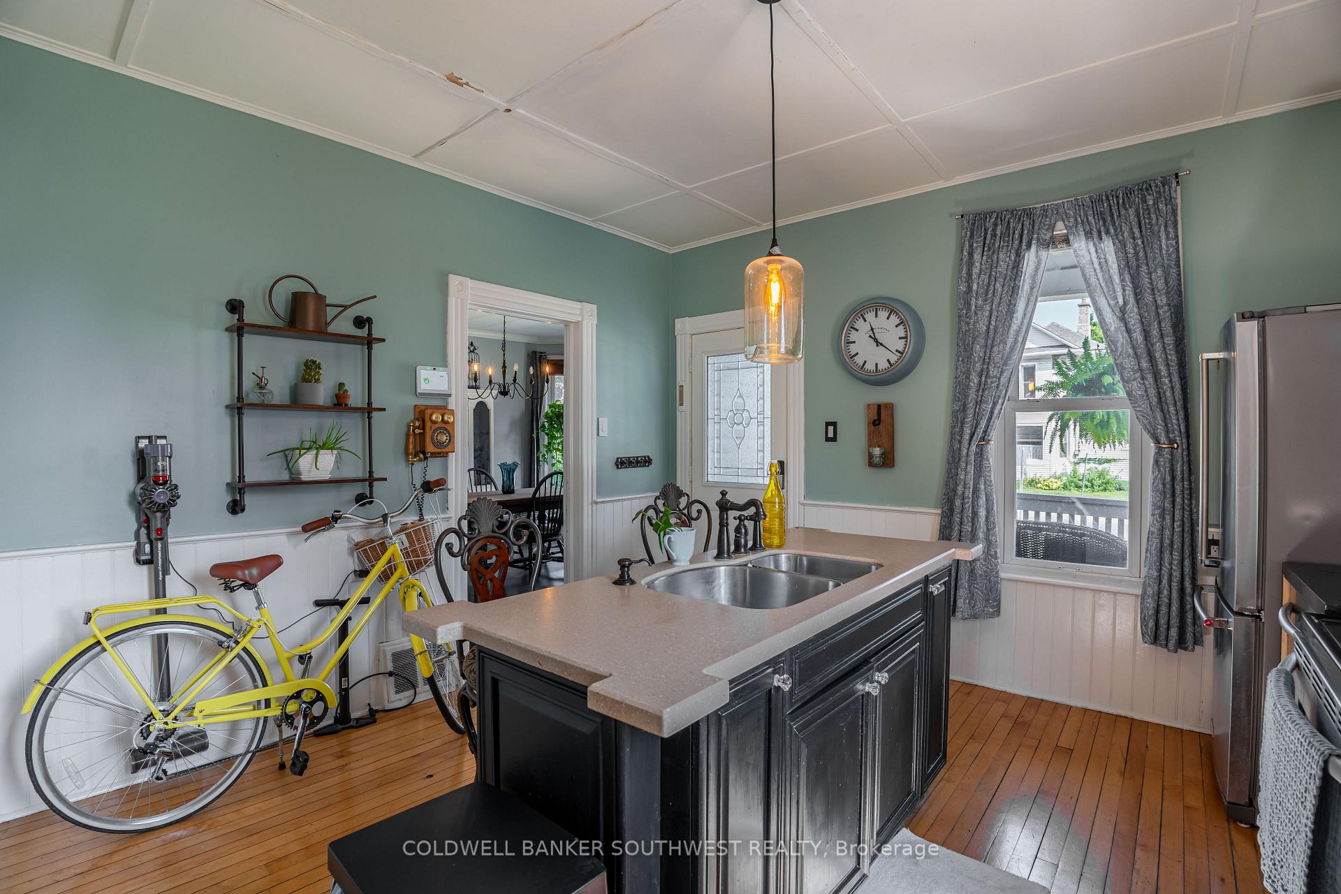 Photo 16 of 224 Vidal Street S, Sarnia — HOMEH