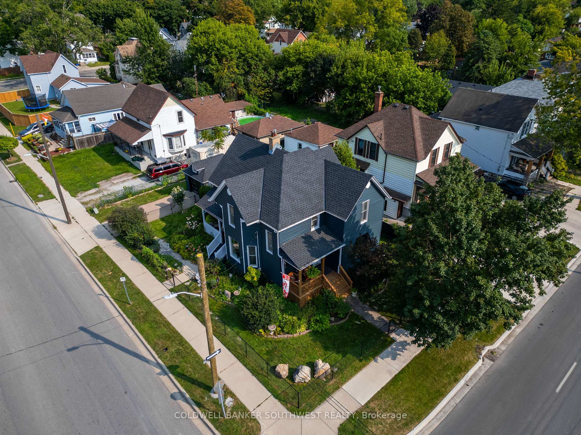 Photo 41 of 224 Vidal Street S, Sarnia — HOMEH