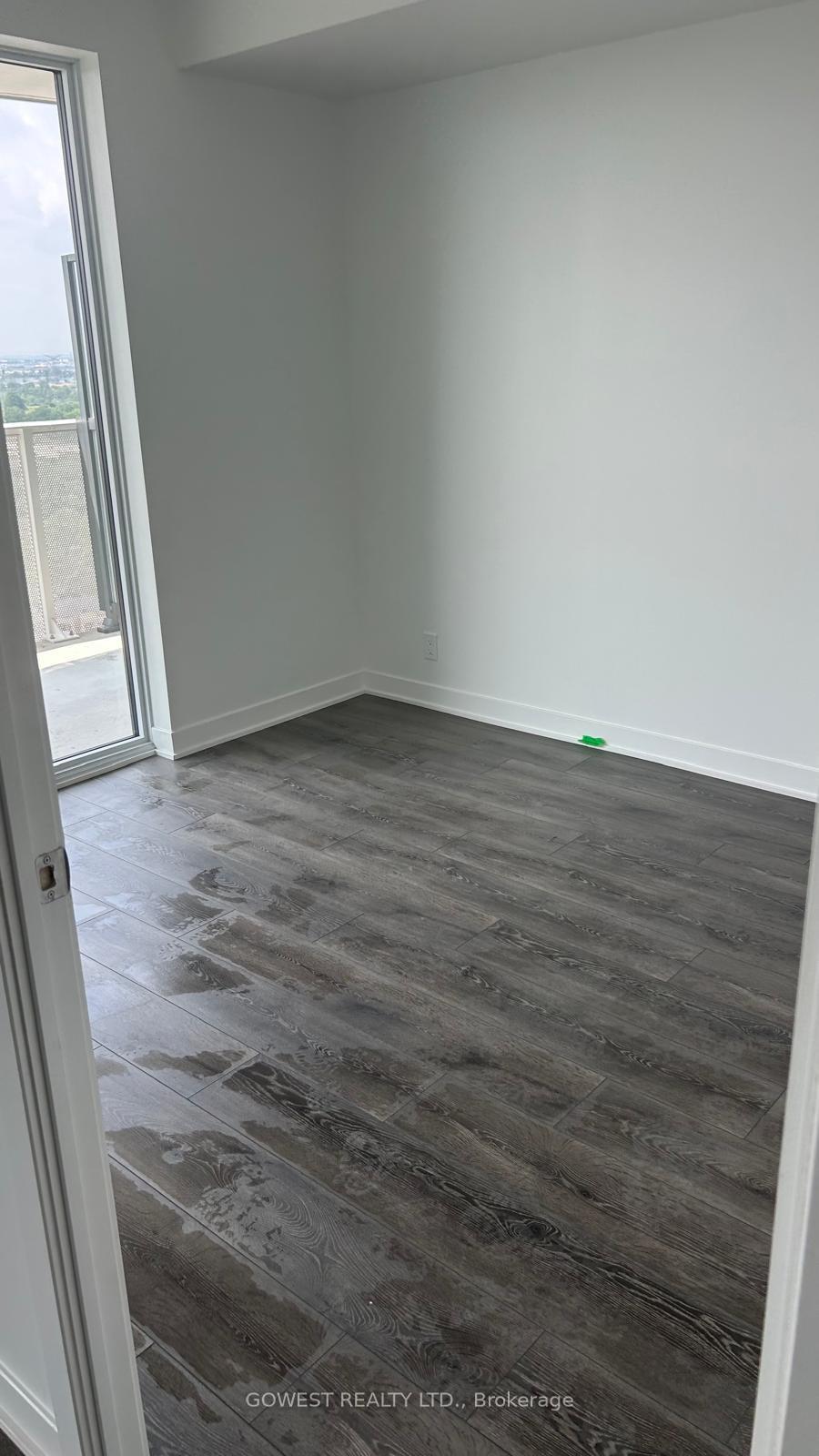Photo 3 of Unit 1715, 6 Flavelle Trail, Vaughan, Steeles West Industrial — HOMEH