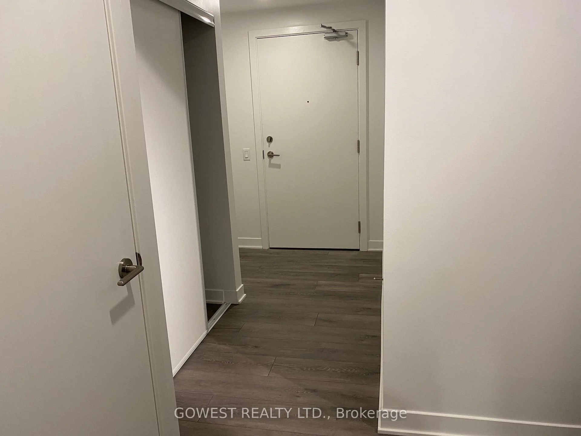 Photo 2 of Unit 1715, 6 Flavelle Trail, Vaughan, Steeles West Industrial — HOMEH