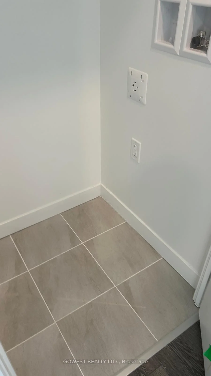 Photo 18 of Unit 1715, 6 Flavelle Trail, Vaughan, Steeles West Industrial — HOMEH