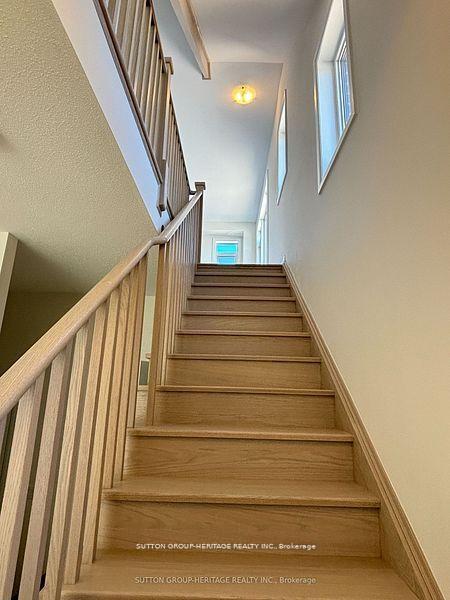 Photo 17 of 14 Cherry Hill Lane, Barrie, Painswick South — HOMEH