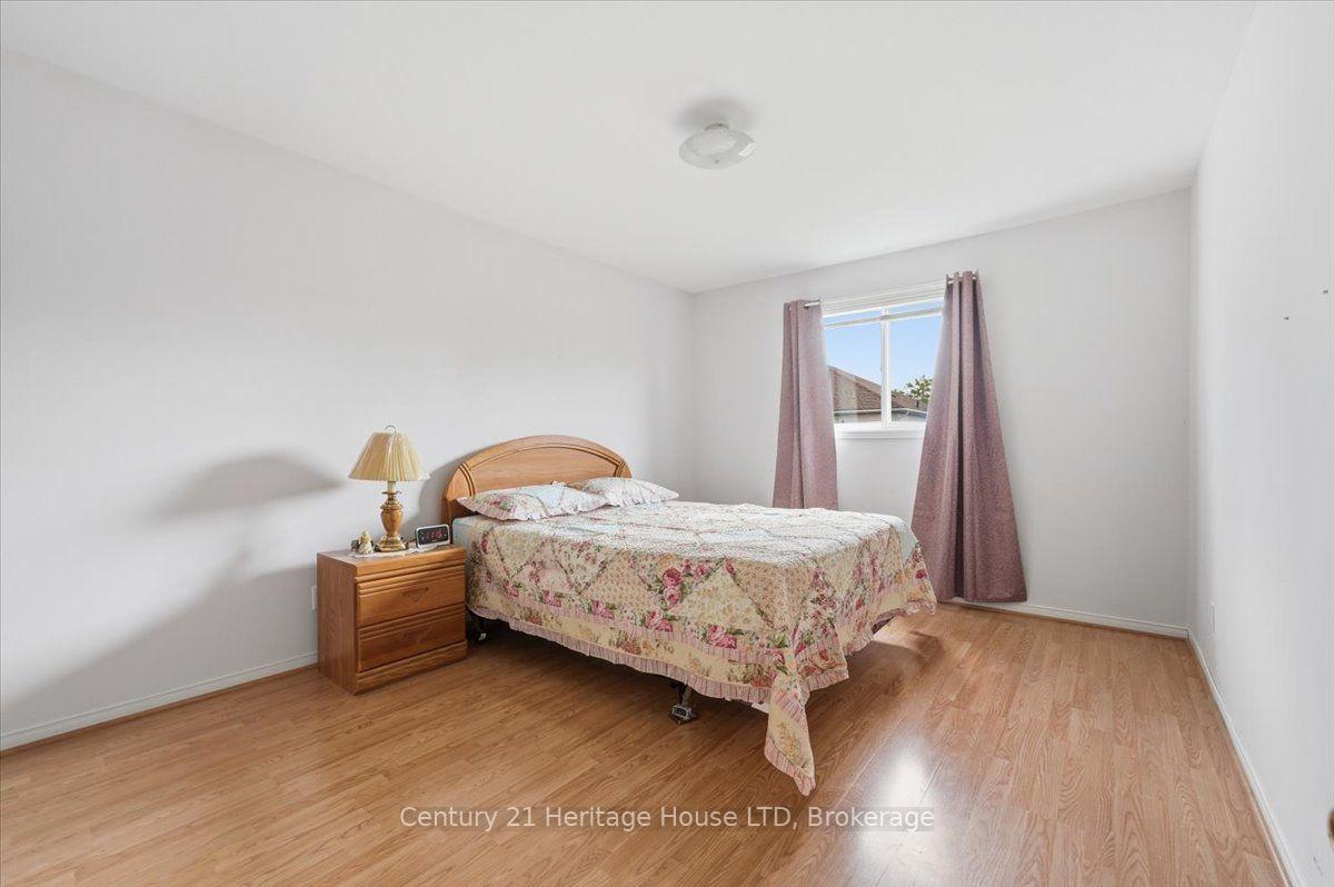 Photo 17 of 210 Oakcrest Avenue, Welland, West Welland — HOMEH
