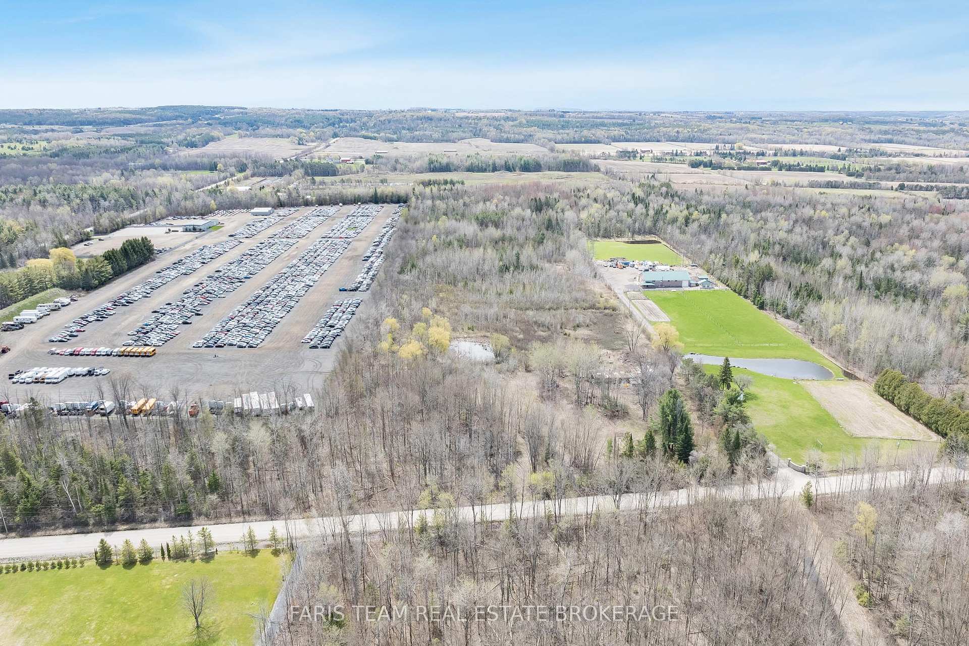 Photo 2 of 3717 14th Line, Innisfil, Cookstown — HOMEH