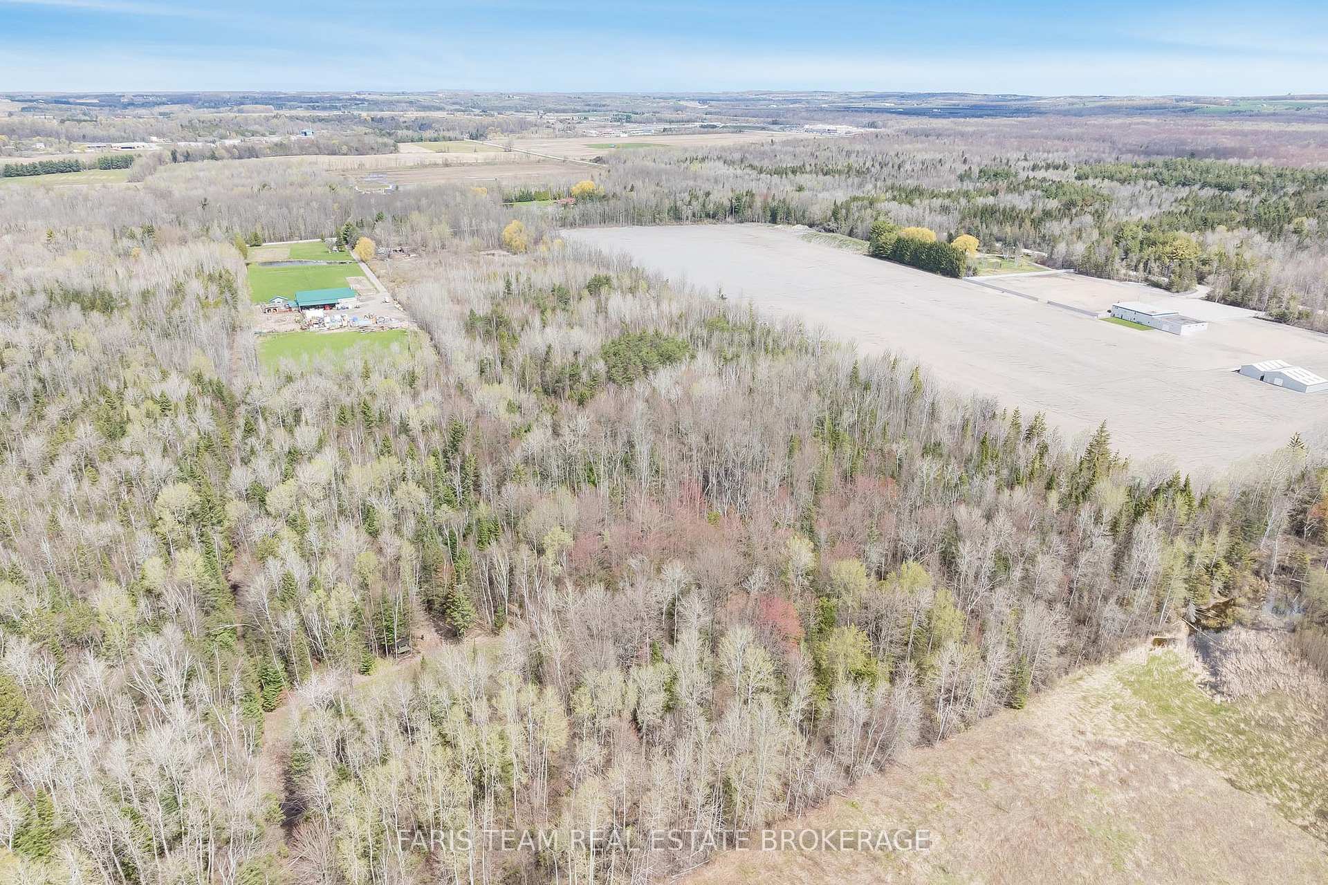 Photo 4 of 3717 14th Line, Innisfil, Cookstown — HOMEH