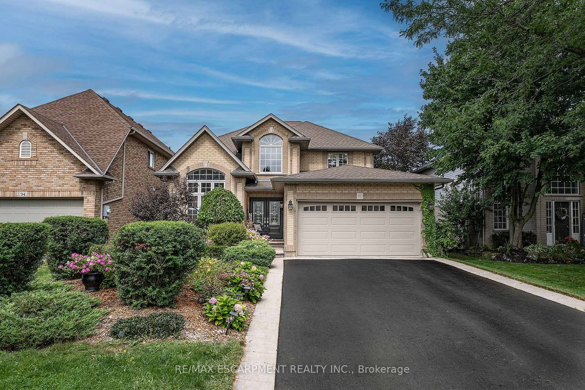 Photo of 90 Surrey Drive