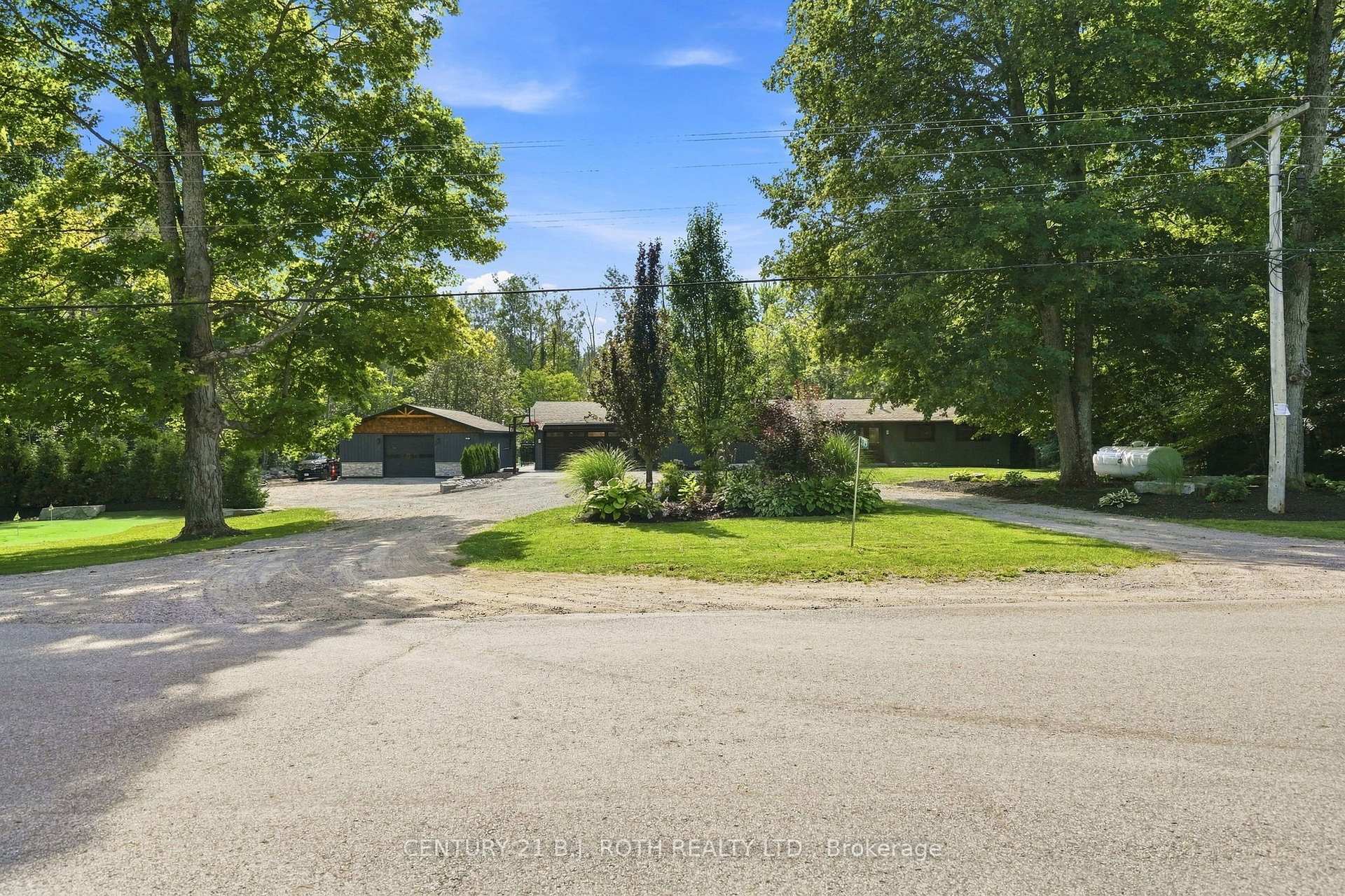 Photo 3 of 3779 Agnew Road, Severn, Rural Severn — HOMEH