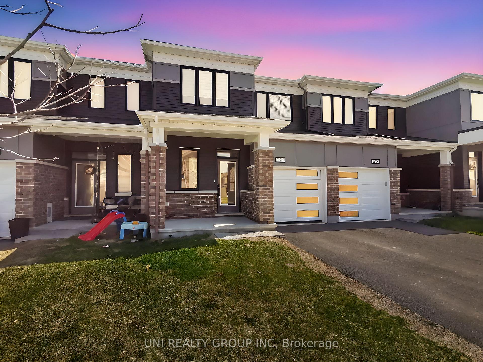 Photo 2 of 335 Aphelion Crescent, Ottawa, Barrhaven - Half Moon Bay — HOMEH
