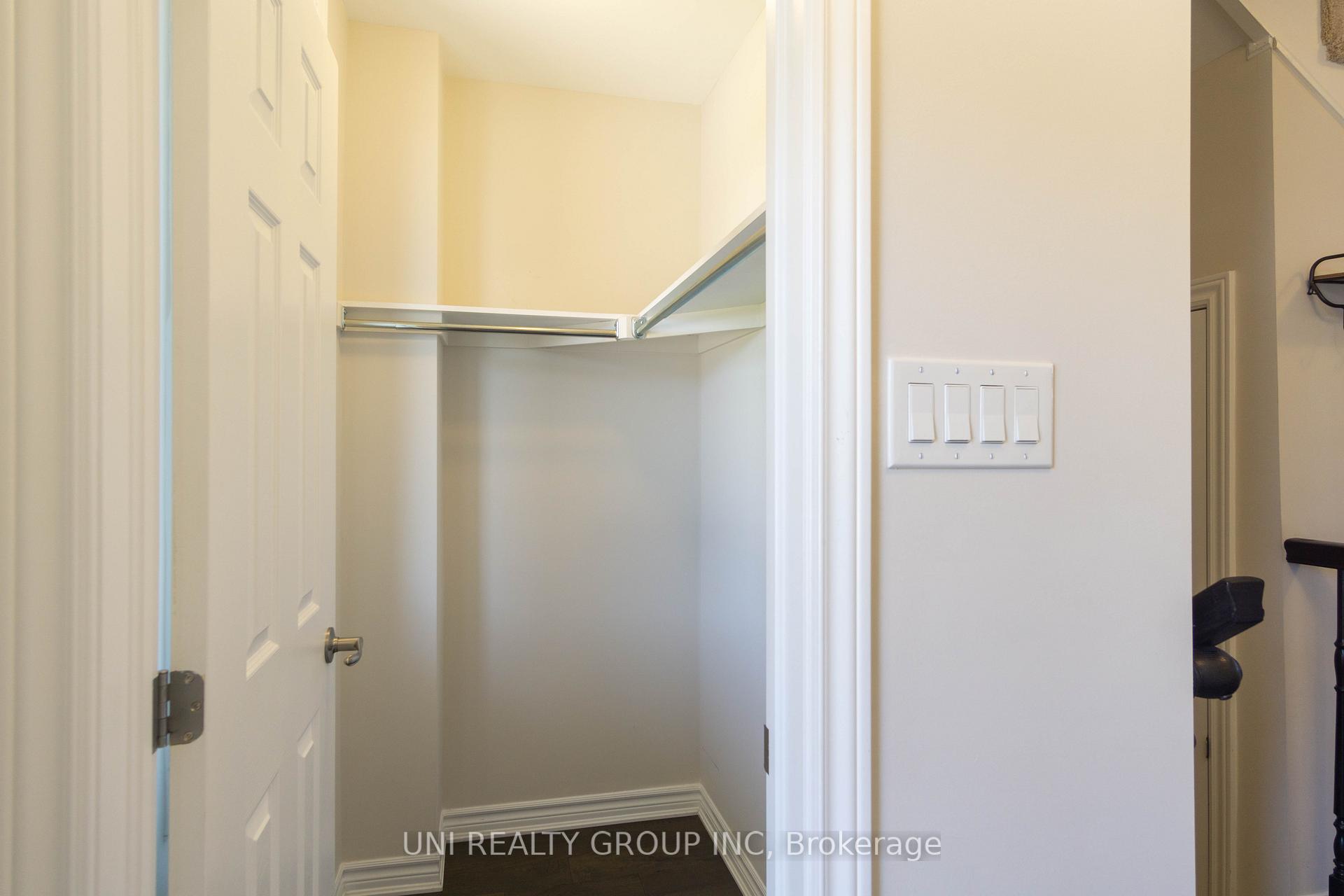 Photo 3 of 335 Aphelion Crescent, Ottawa, Barrhaven - Half Moon Bay — HOMEH