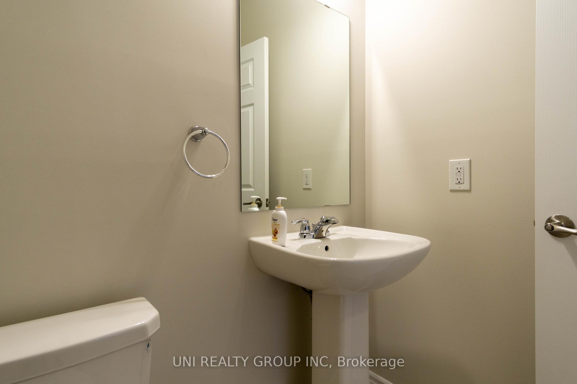 Photo 15 of 335 Aphelion Crescent, Ottawa, Barrhaven - Half Moon Bay — HOMEH