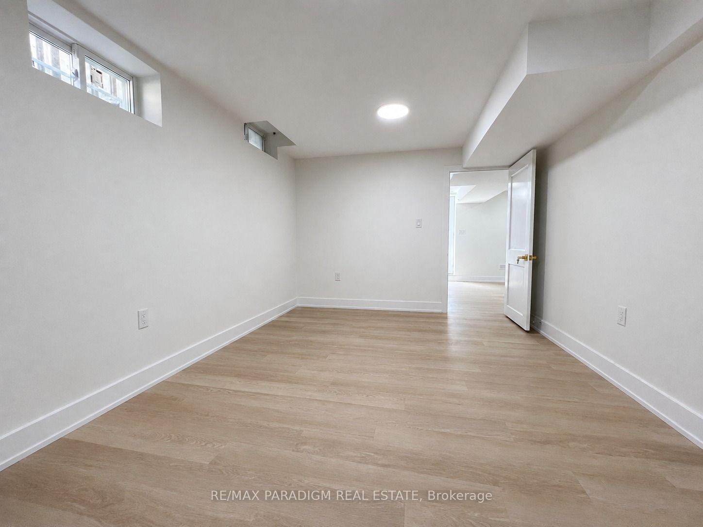 Photo 11 of Unit Bsmt, 291 Drummond Drive, Vaughan, Maple — HOMEH