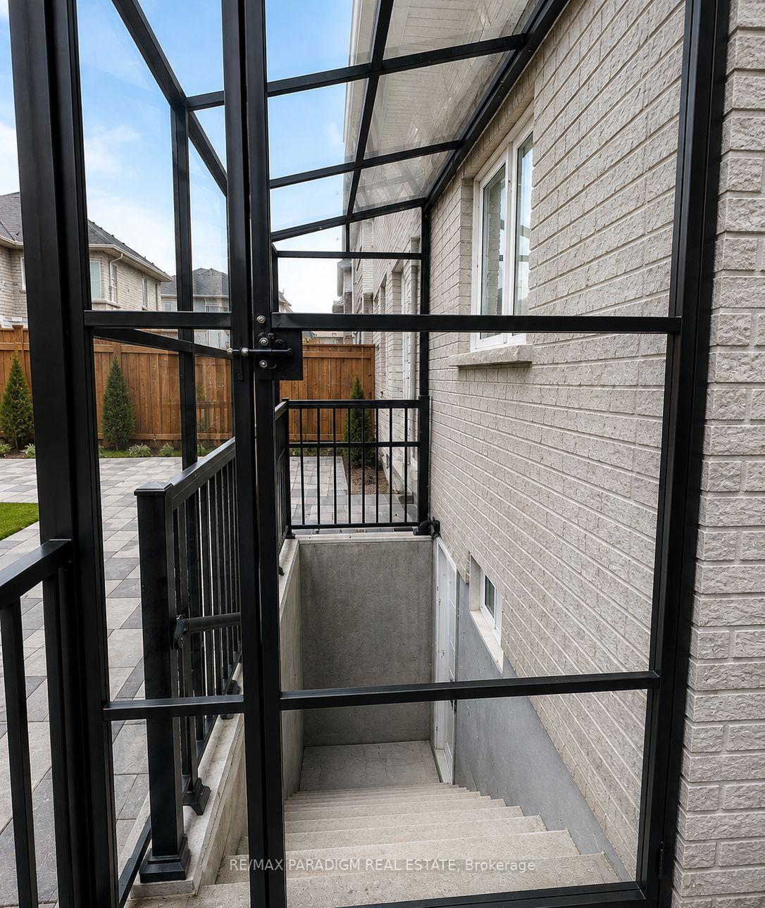 Photo 16 of Unit Bsmt, 291 Drummond Drive, Vaughan, Maple — HOMEH