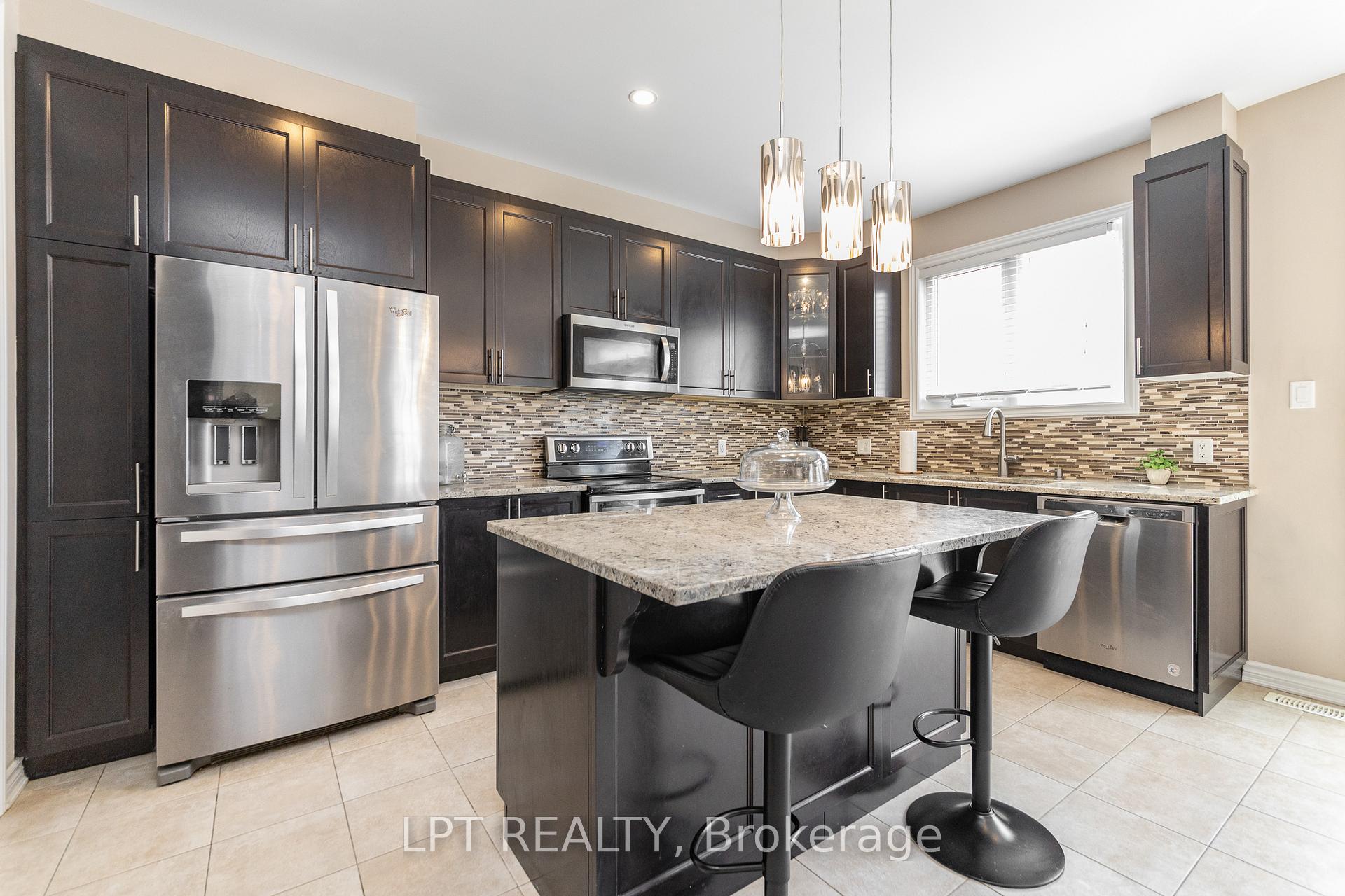 Photo 8 of 908 Pedigree Street, Ottawa, Stittsville (South) — HOMEH