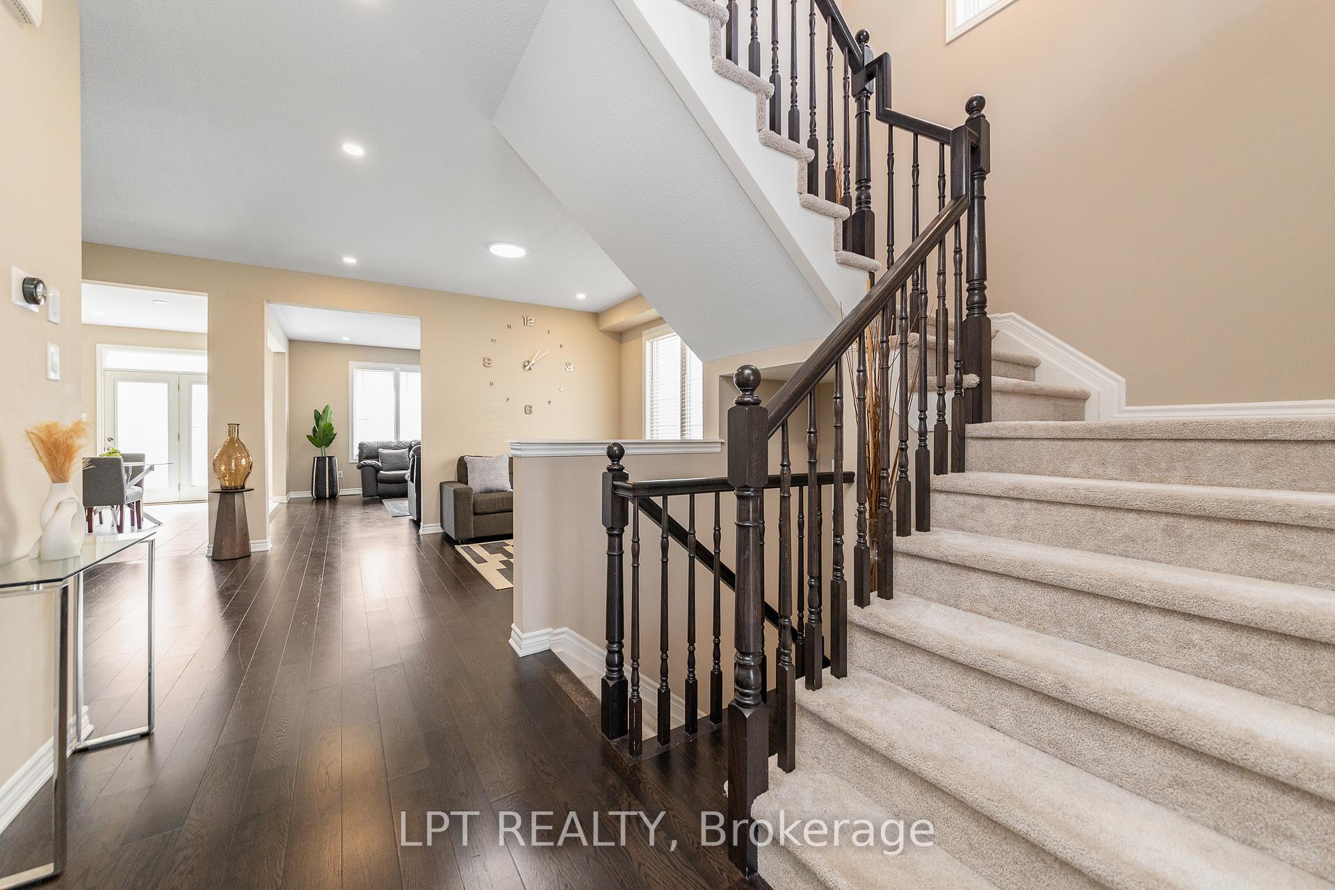 Photo 12 of 908 Pedigree Street, Ottawa, Stittsville (South) — HOMEH
