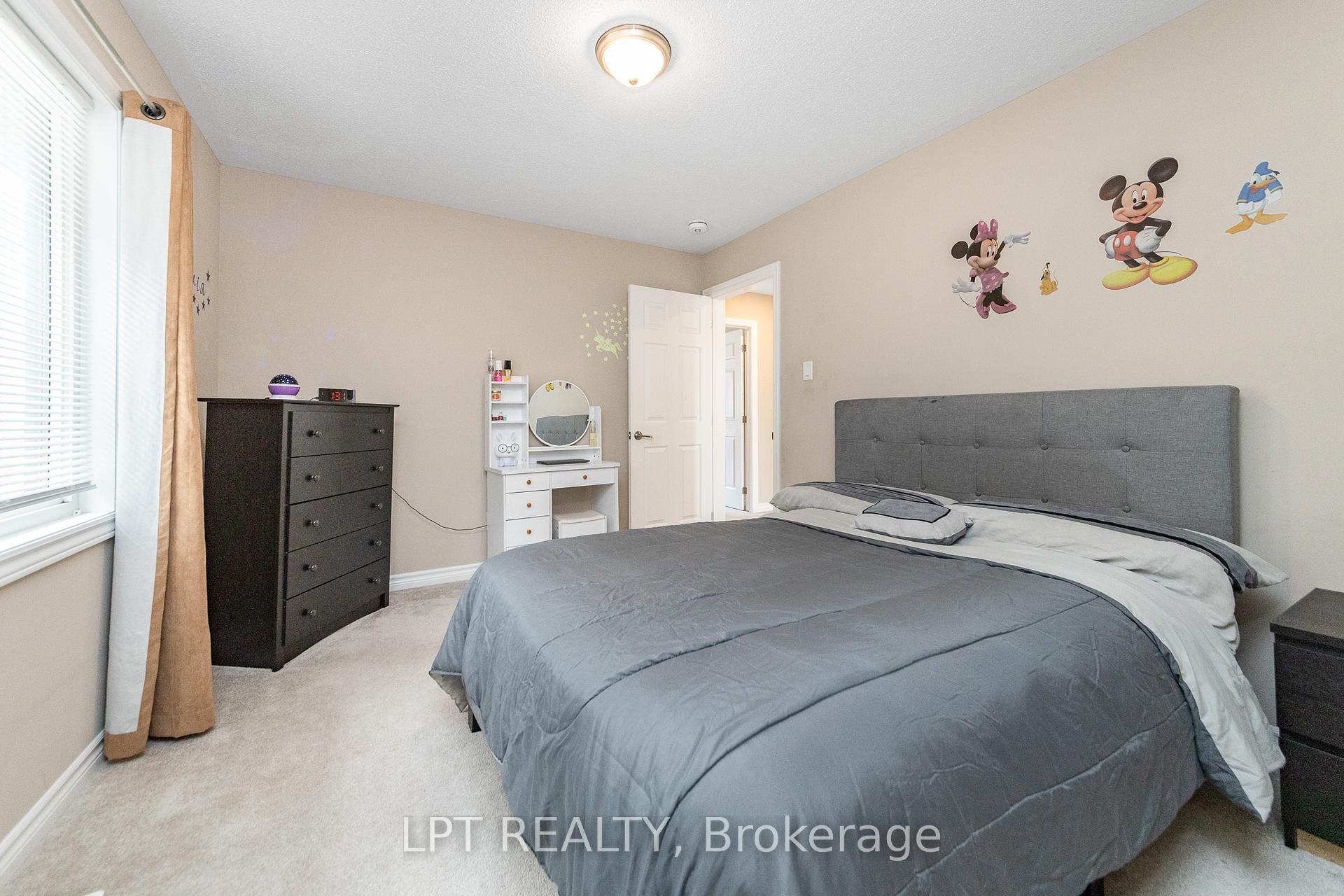 Photo 21 of 908 Pedigree Street, Ottawa, Stittsville (South) — HOMEH