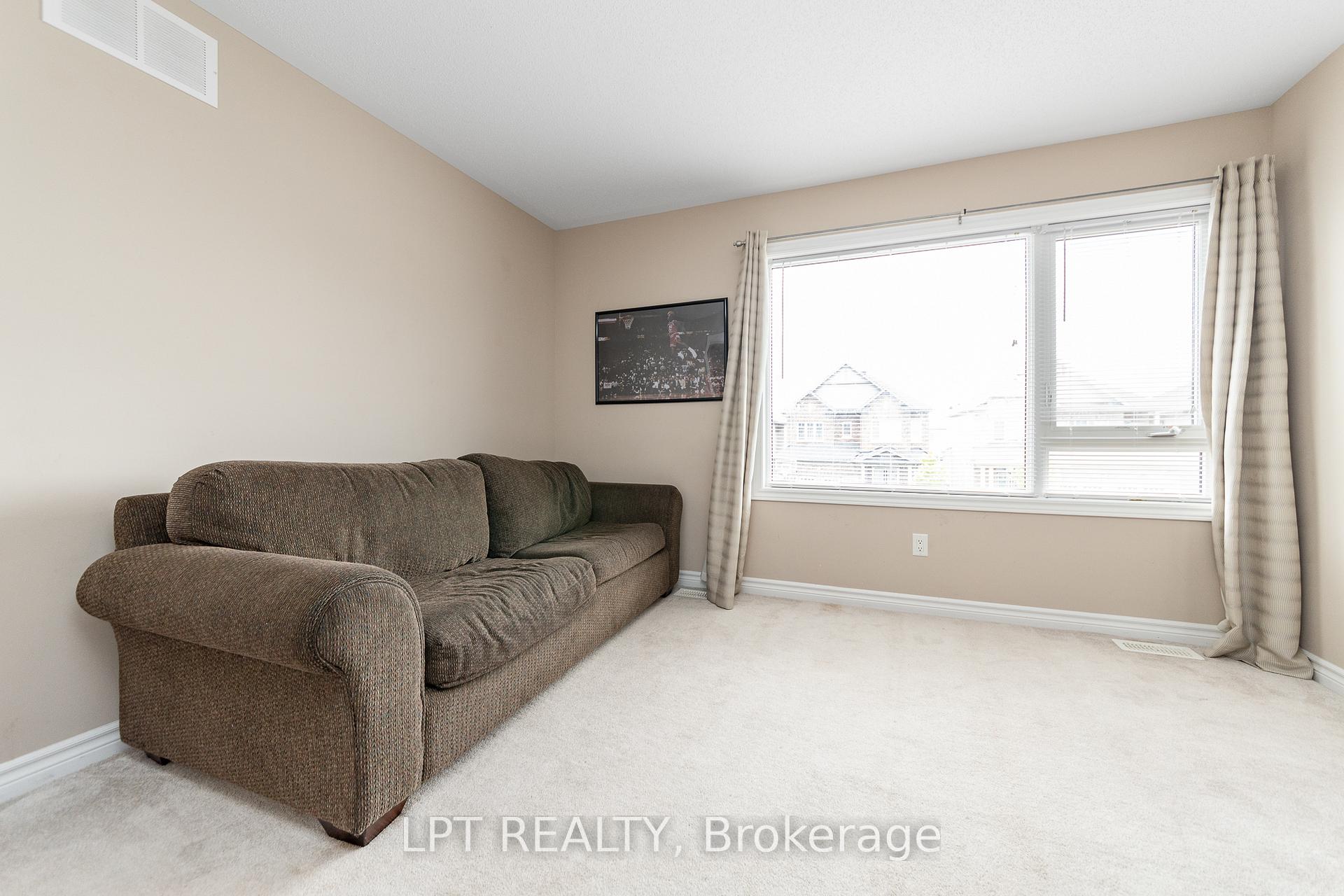 Photo 23 of 908 Pedigree Street, Ottawa, Stittsville (South) — HOMEH
