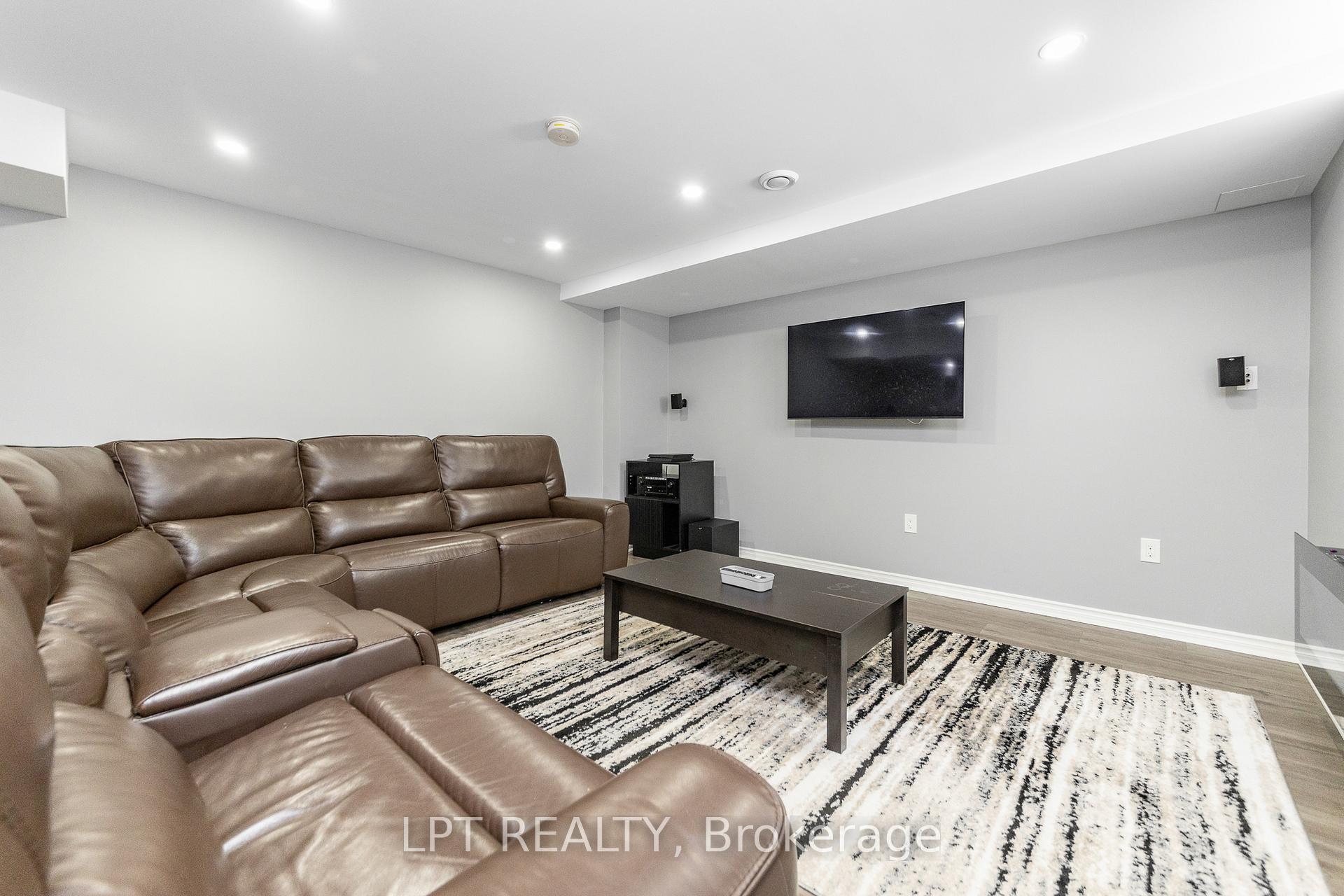 Photo 30 of 908 Pedigree Street, Ottawa, Stittsville (South) — HOMEH